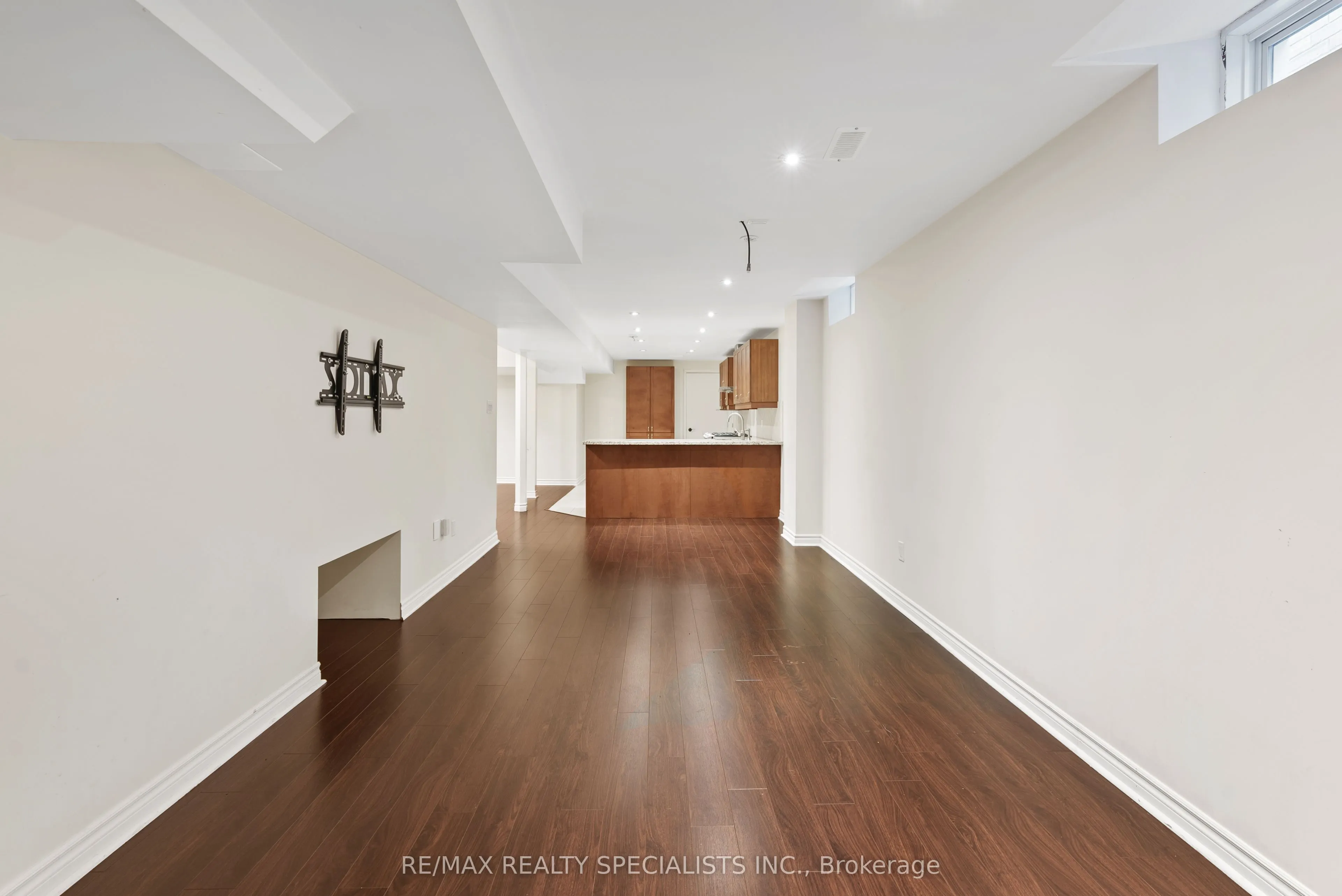 3265 Paul Henderson Drive