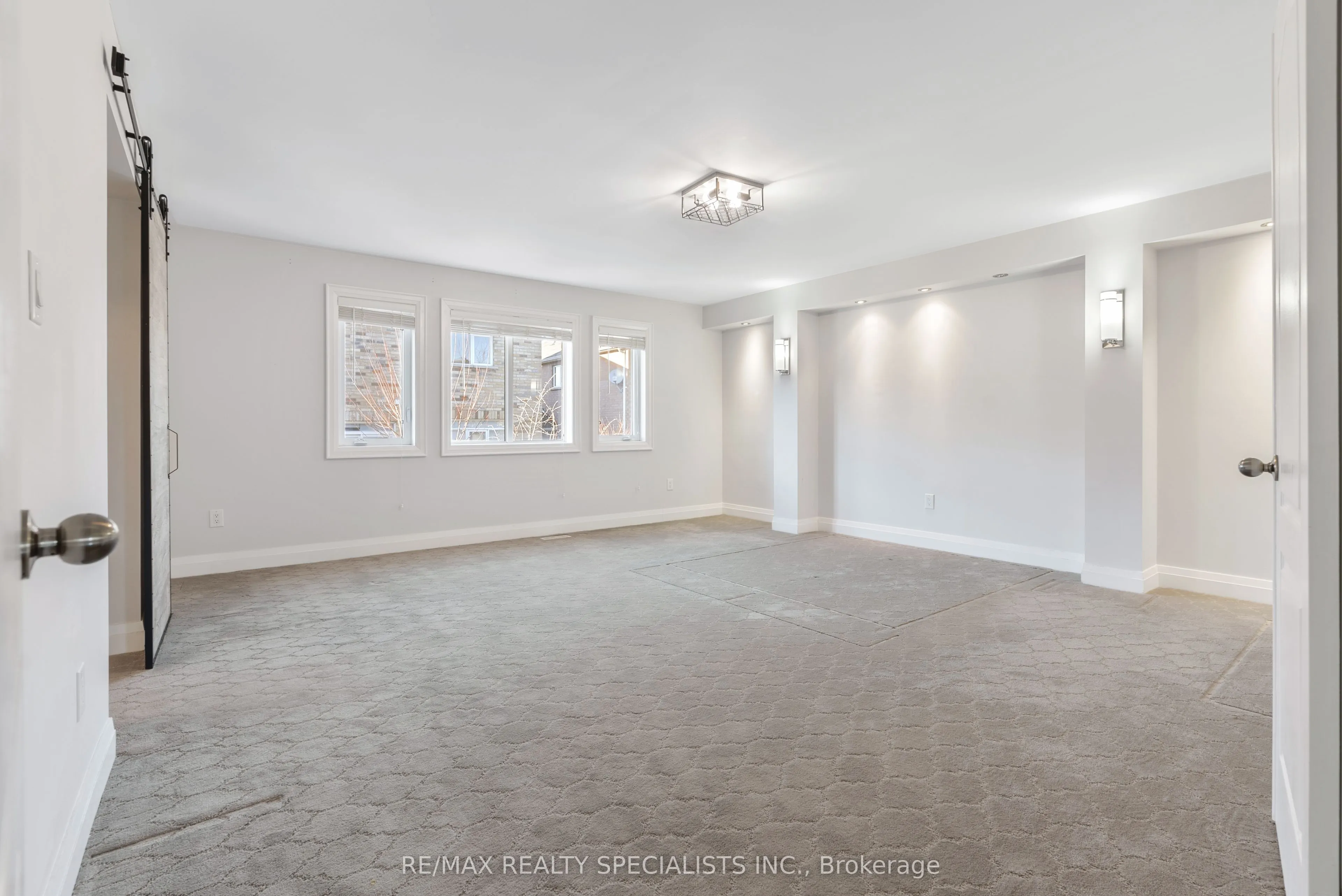 3265 Paul Henderson Drive
