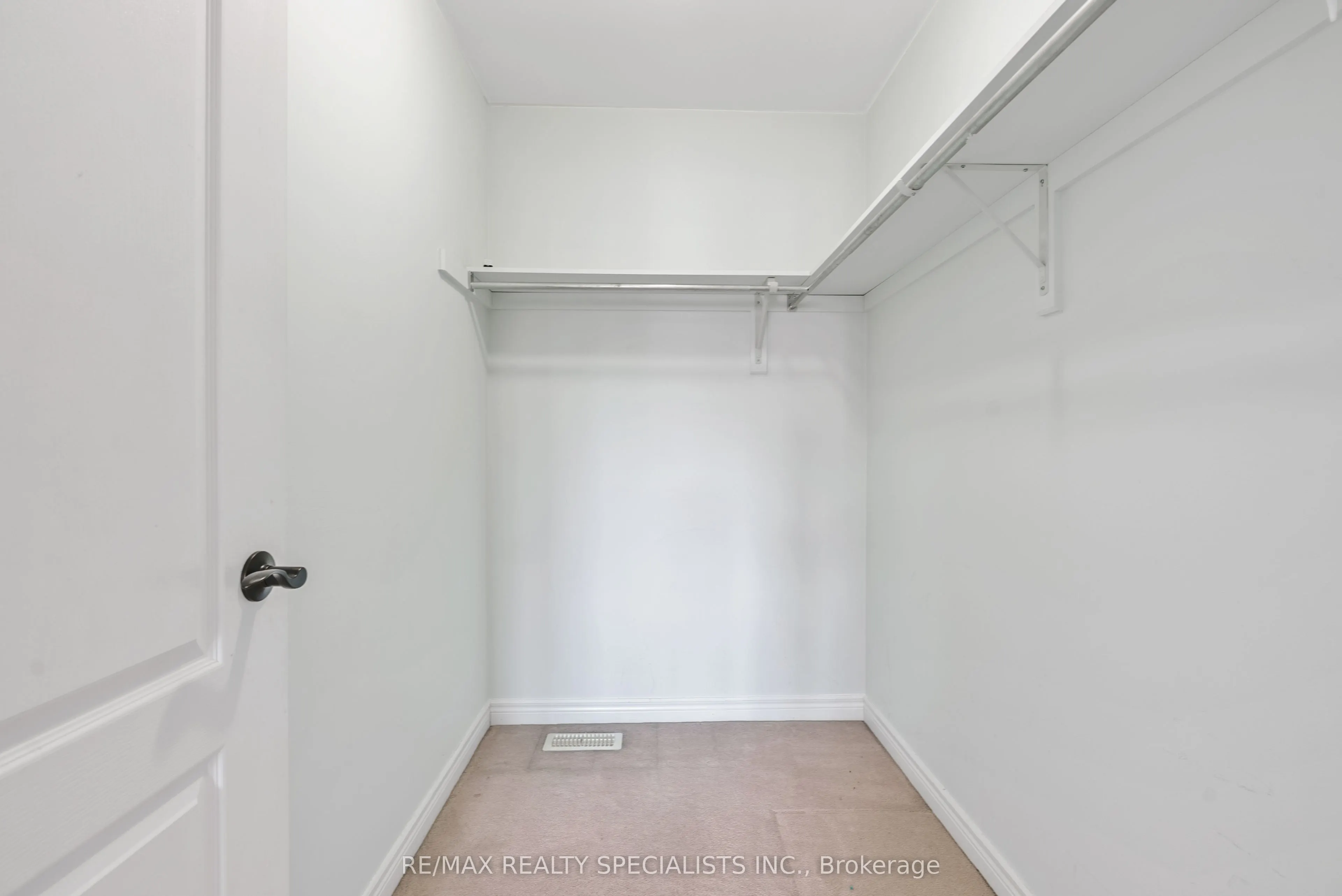 3265 Paul Henderson Drive