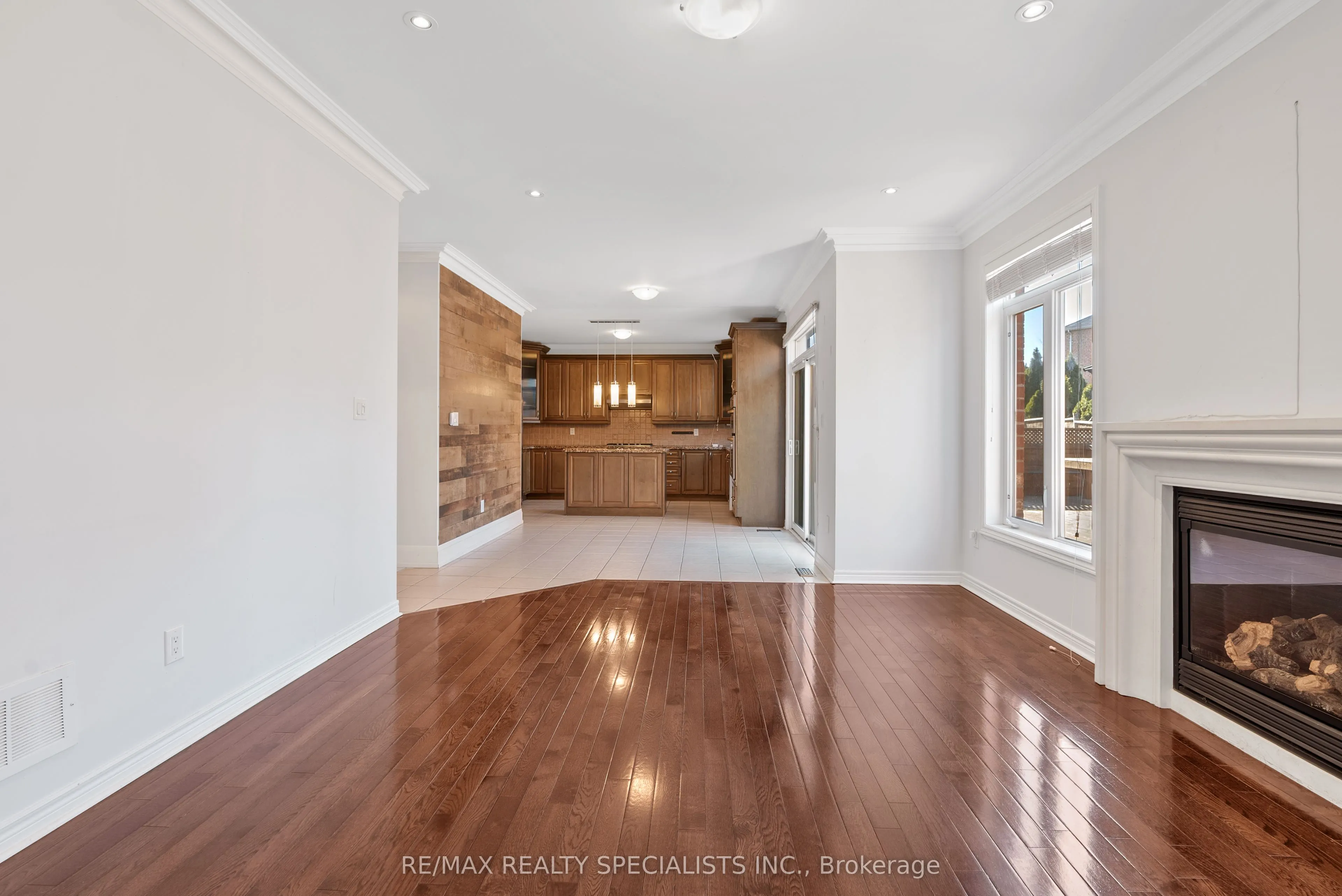 3265 Paul Henderson Drive