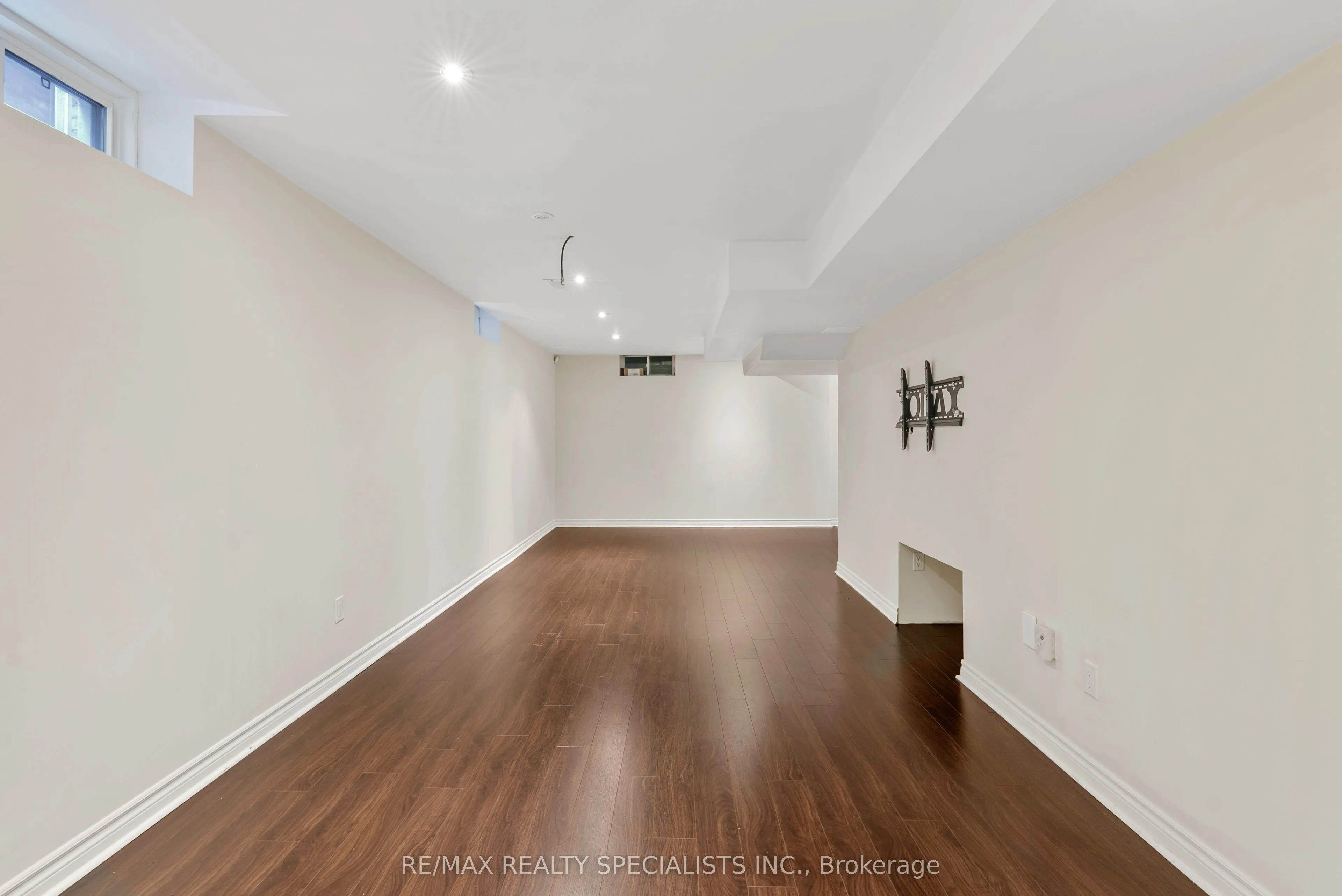 3265 Paul Henderson Drive