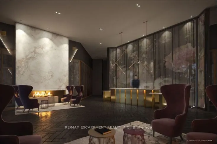 405 Dundas Street W, #225