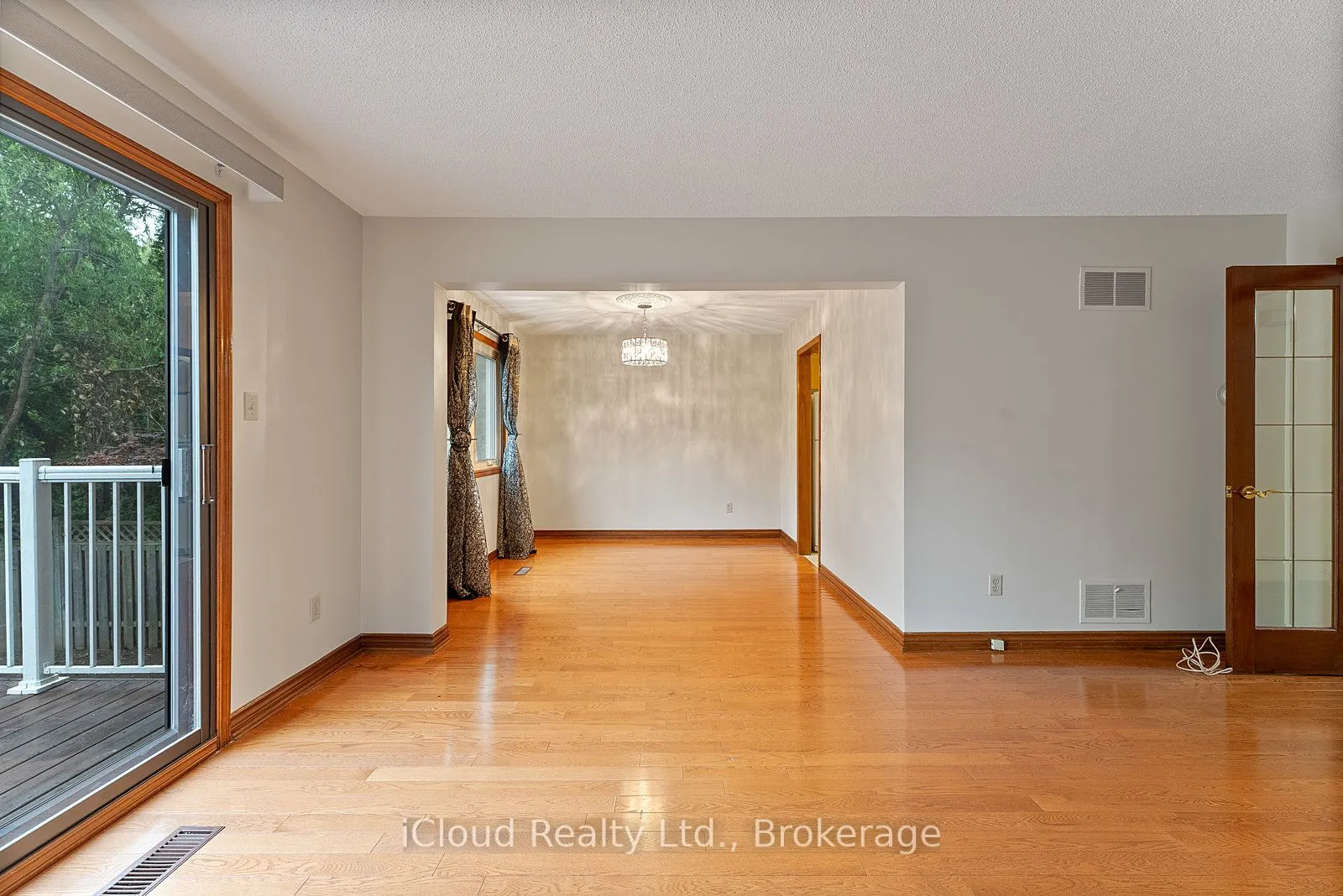 75 Bremen Lane