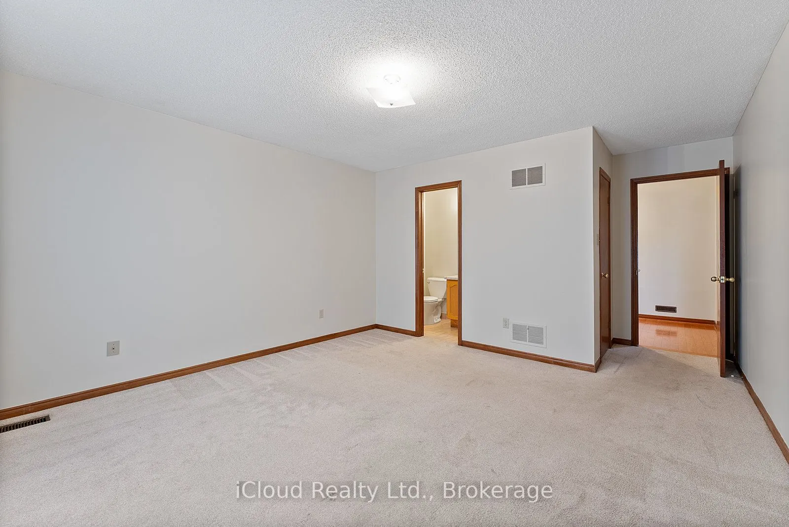 75 Bremen Lane