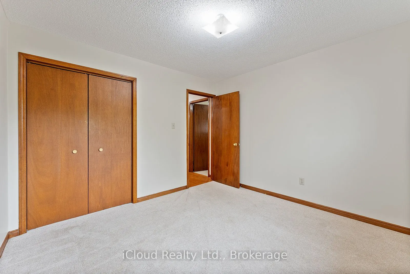 75 Bremen Lane