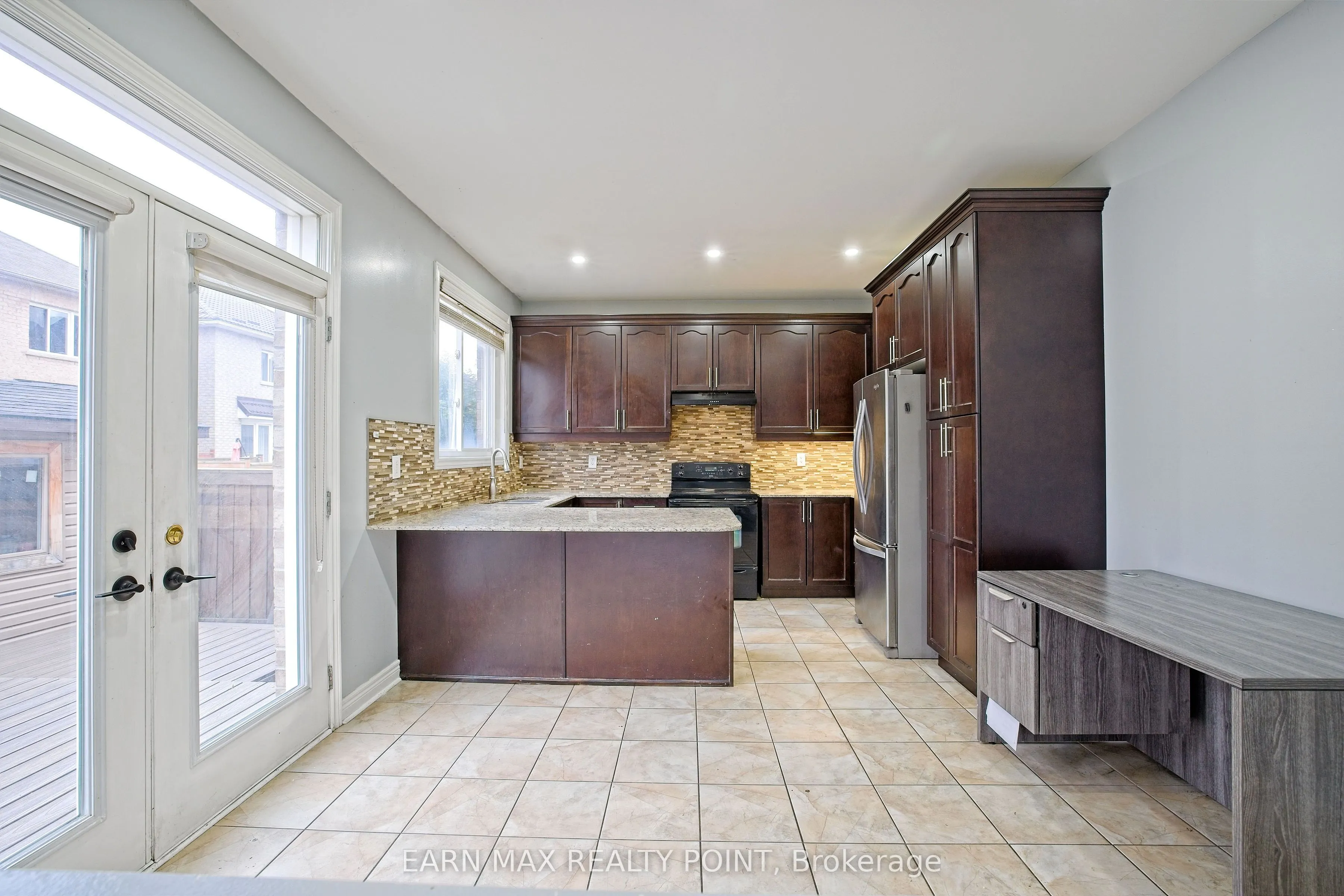 35 Abitibi Lake Drive