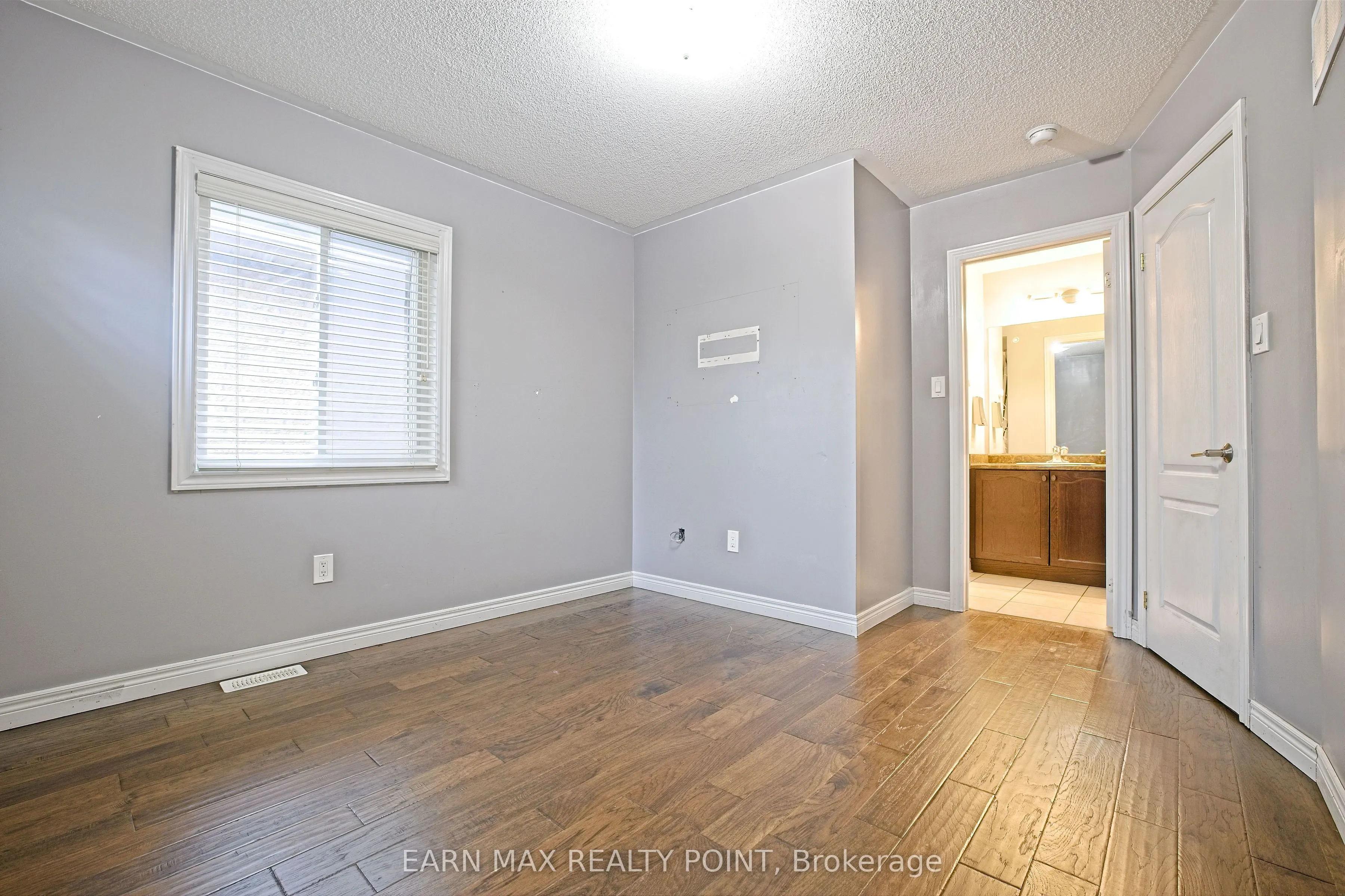 35 Abitibi Lake Drive