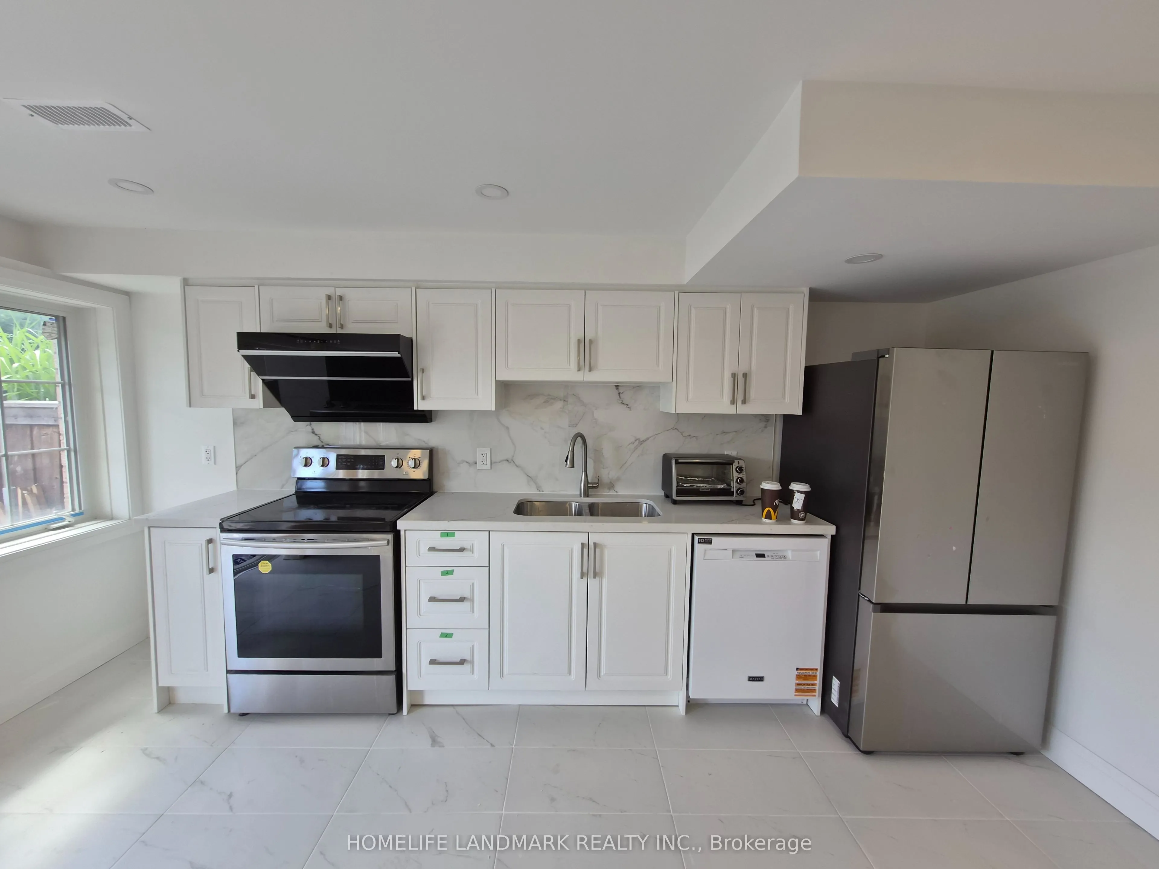 10 Waterwide Crescent, #Basement