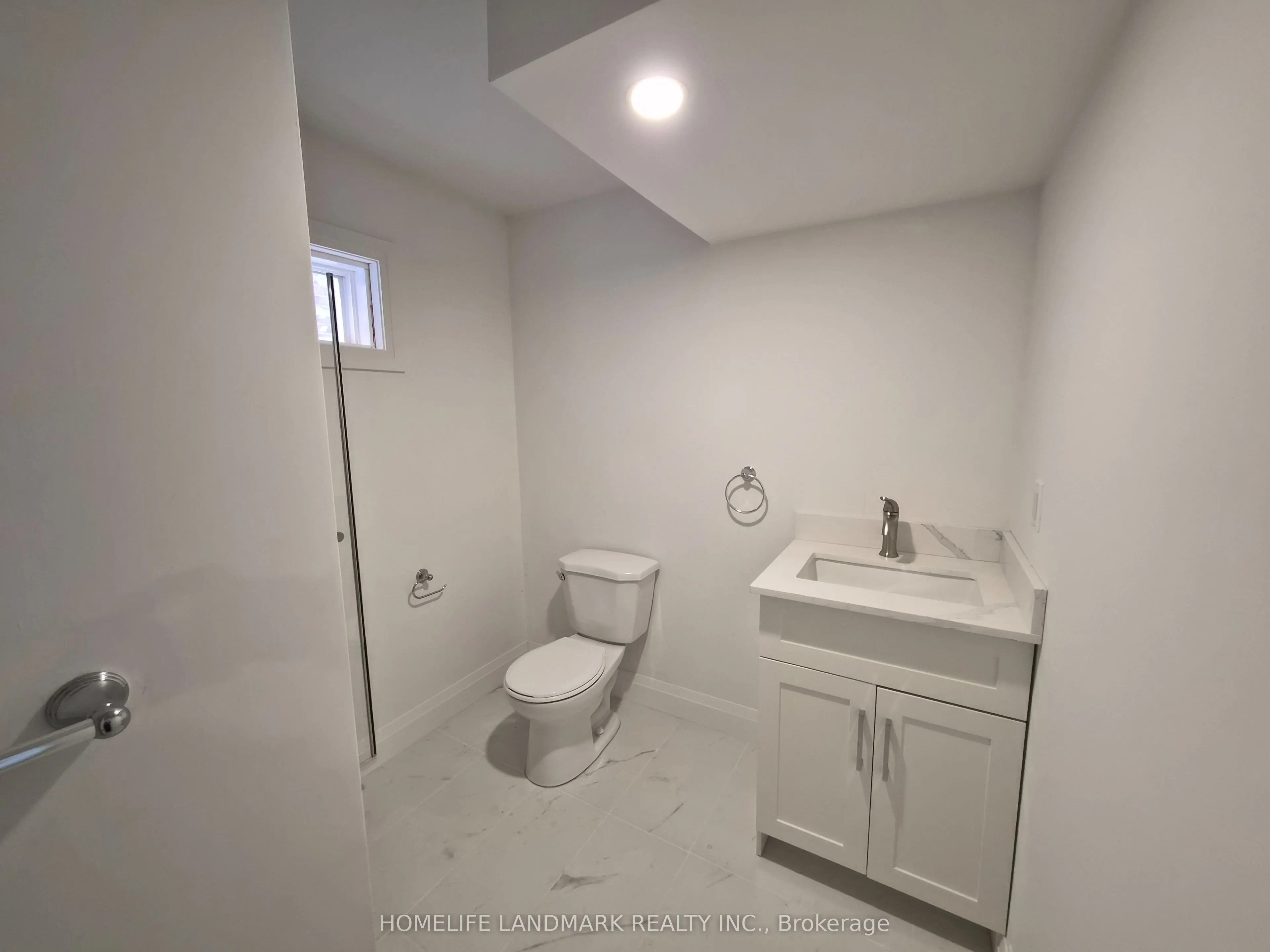 10 Waterwide Crescent, #Basement