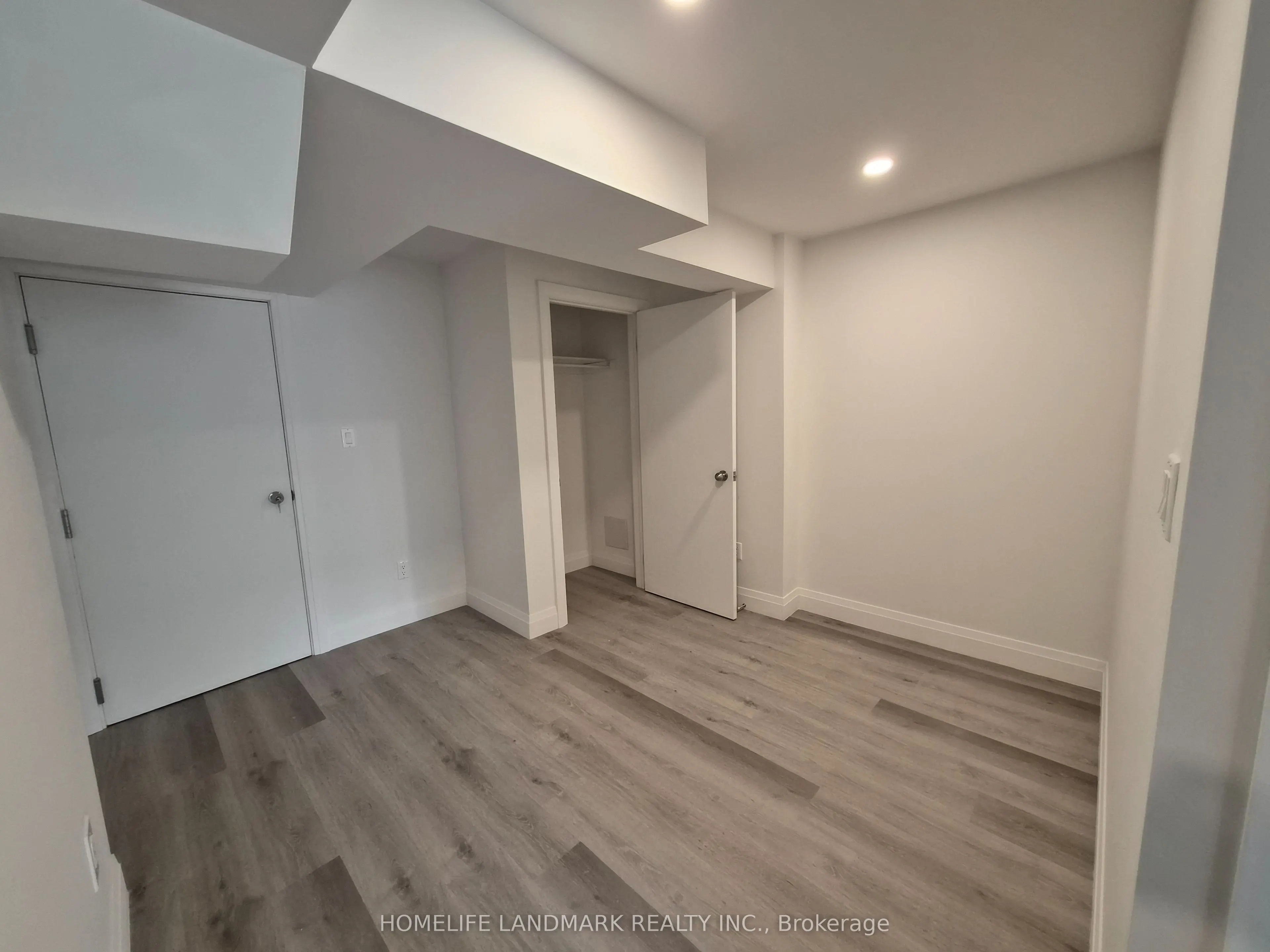 10 Waterwide Crescent, #Basement