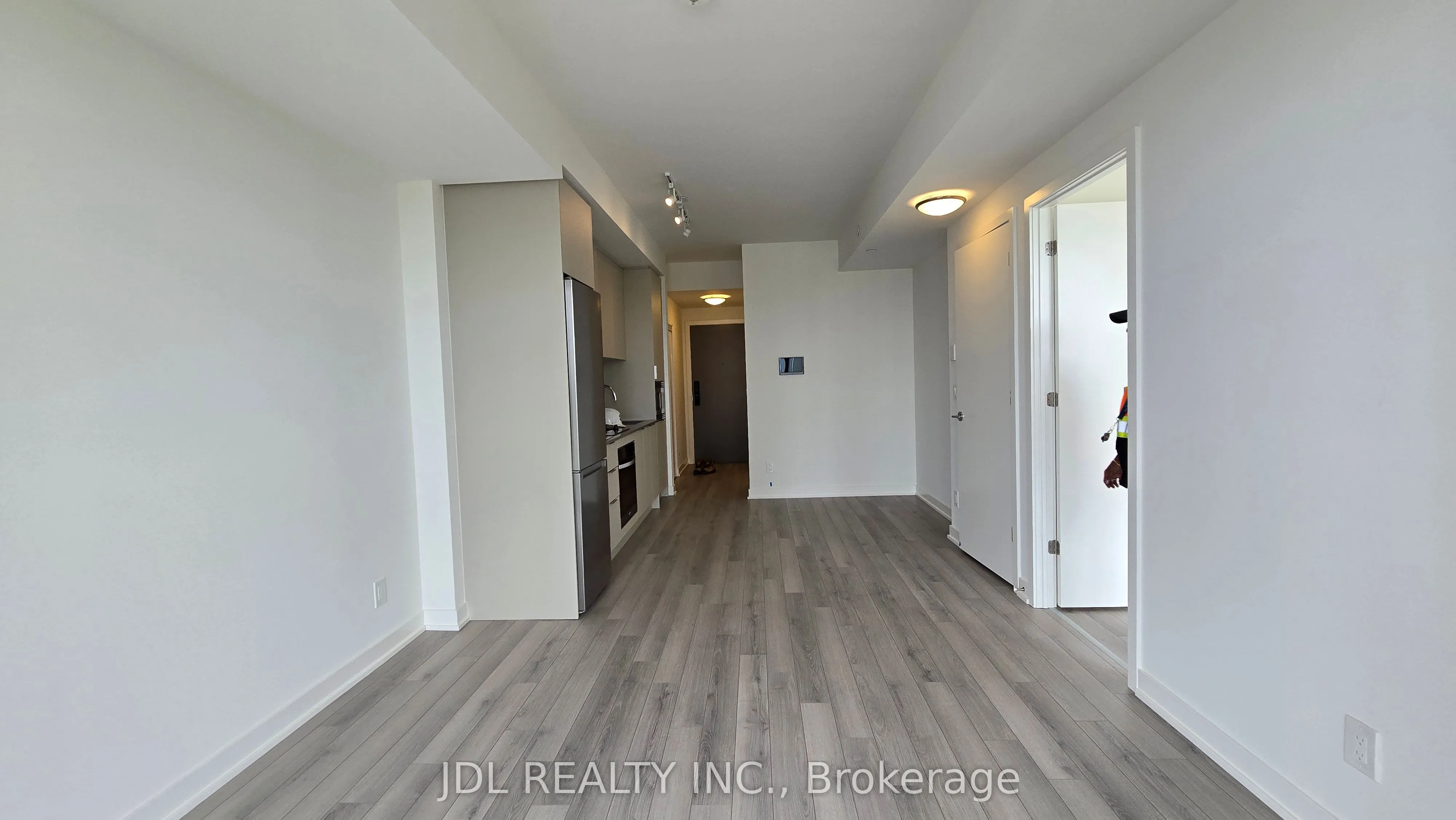 3079 Trafalgar Road, #1004
