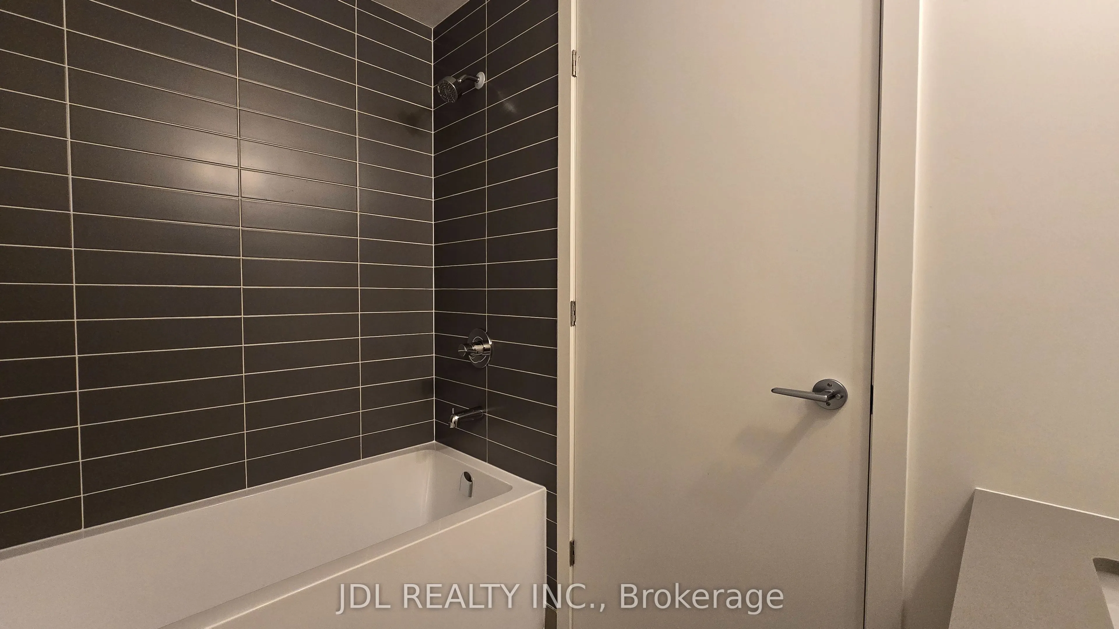 3079 Trafalgar Road, #1004