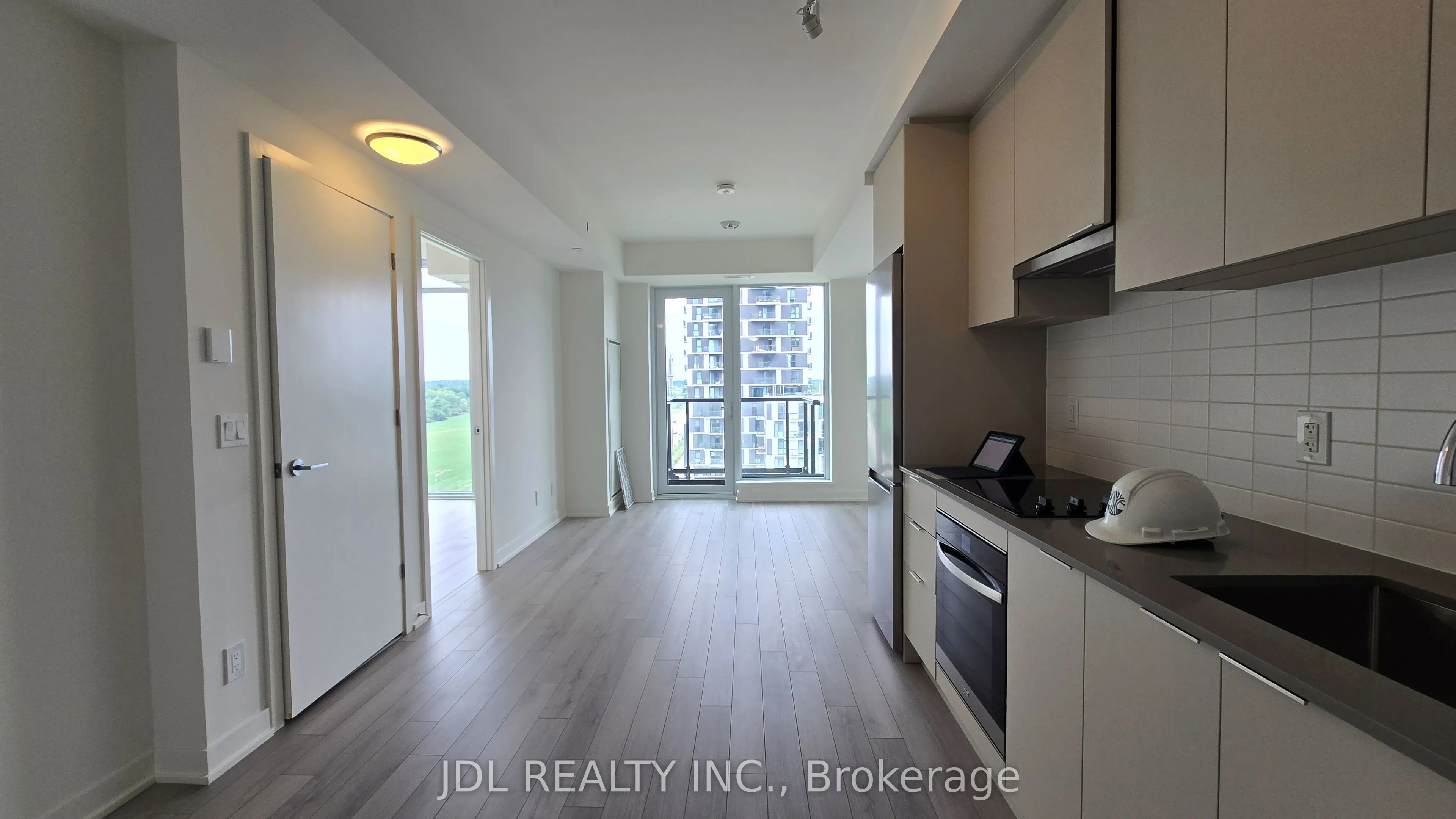 3079 Trafalgar Road, #1004
