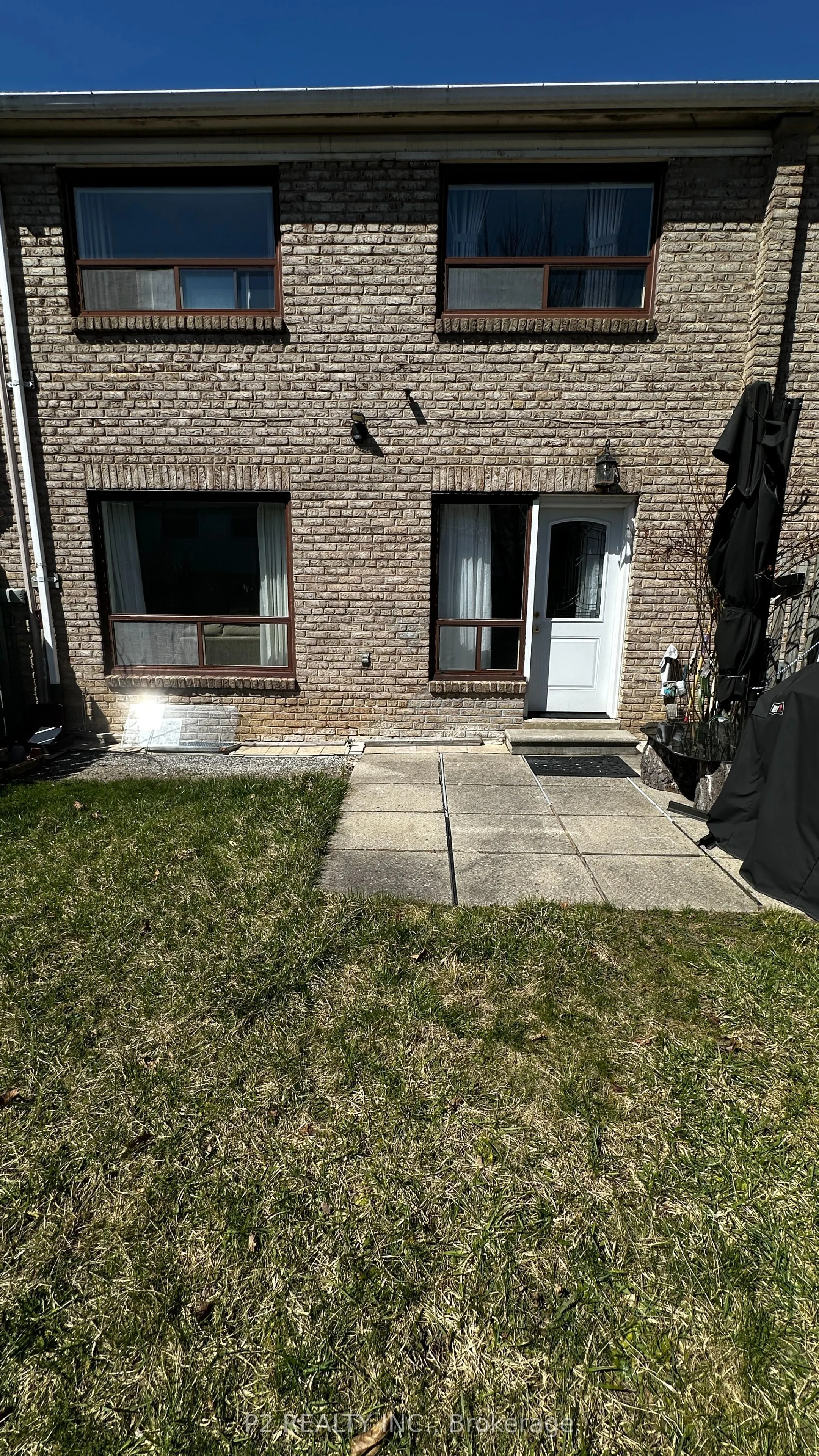 25 Gosford Boulevard, #22