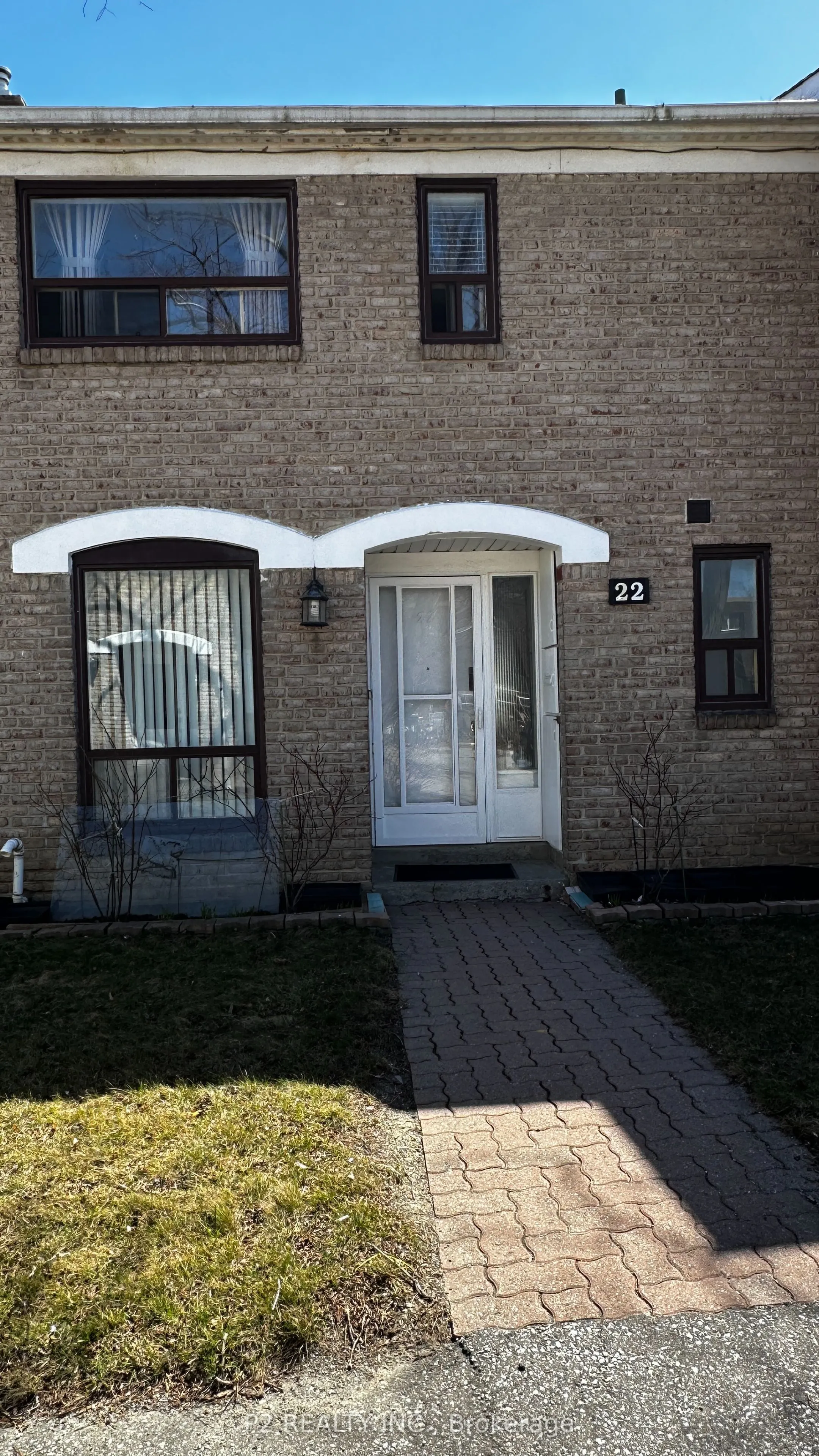 25 Gosford Boulevard, #22