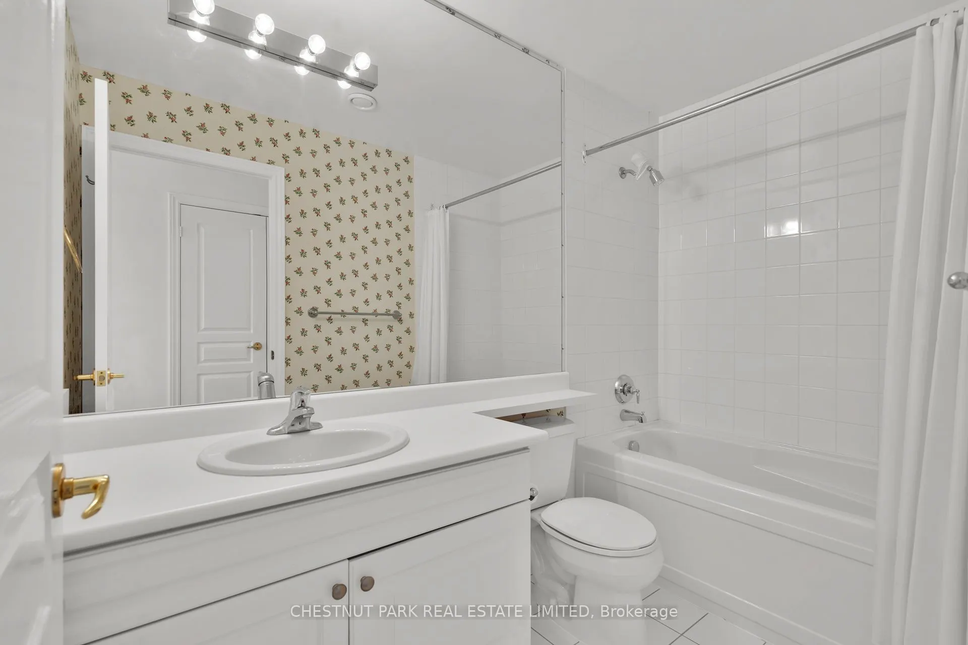 2662 Bloor Street W, #312