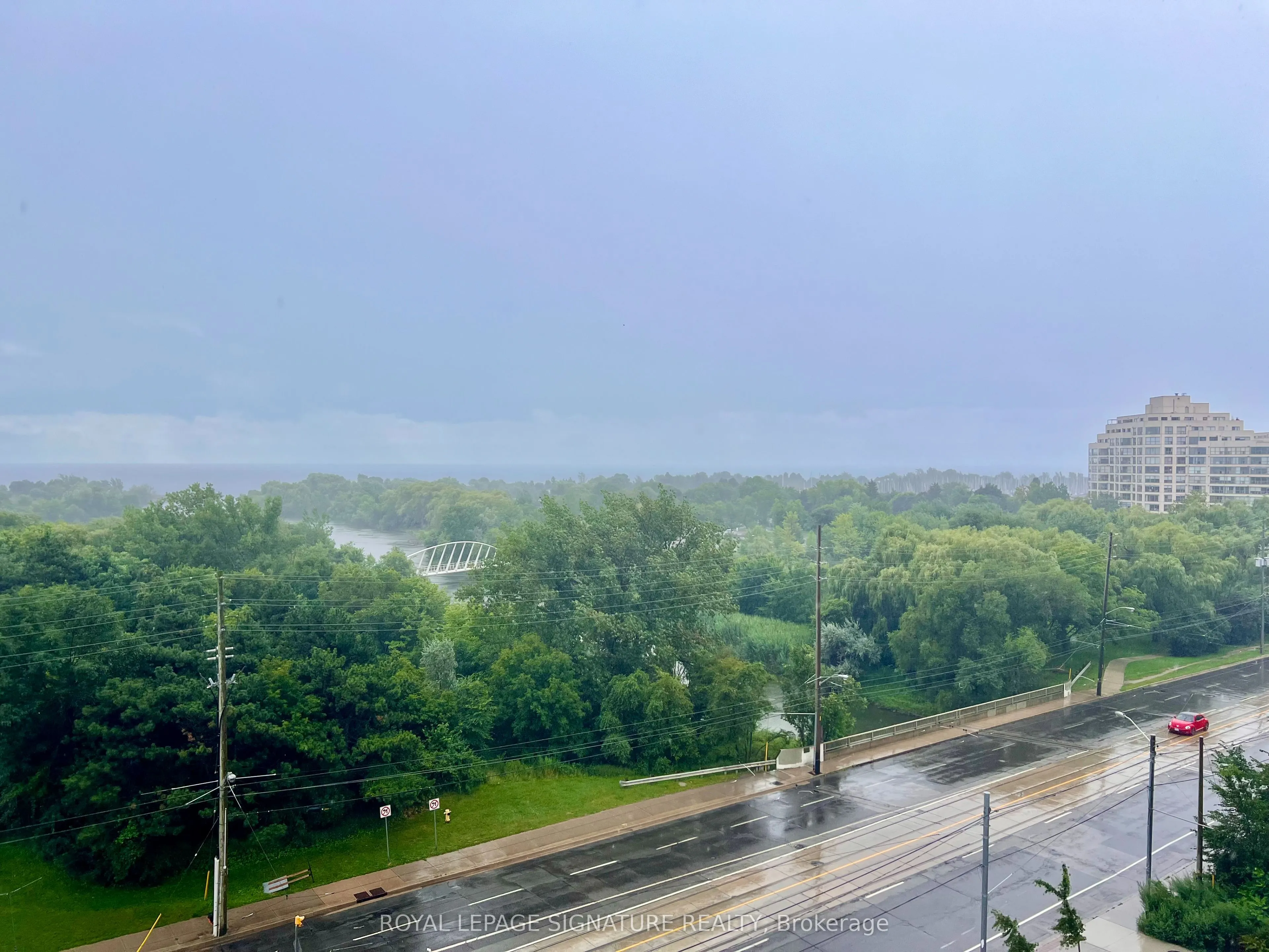 2200 Lakeshore Boulevard W, #802