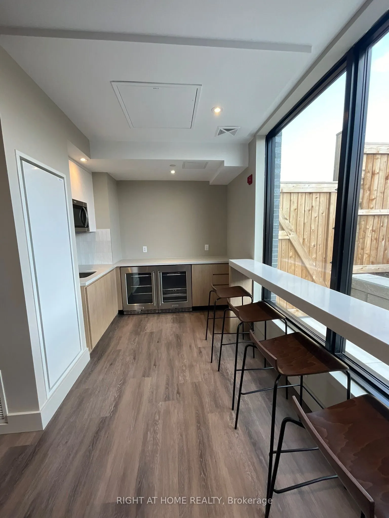 1440 Clarriage Court, #517