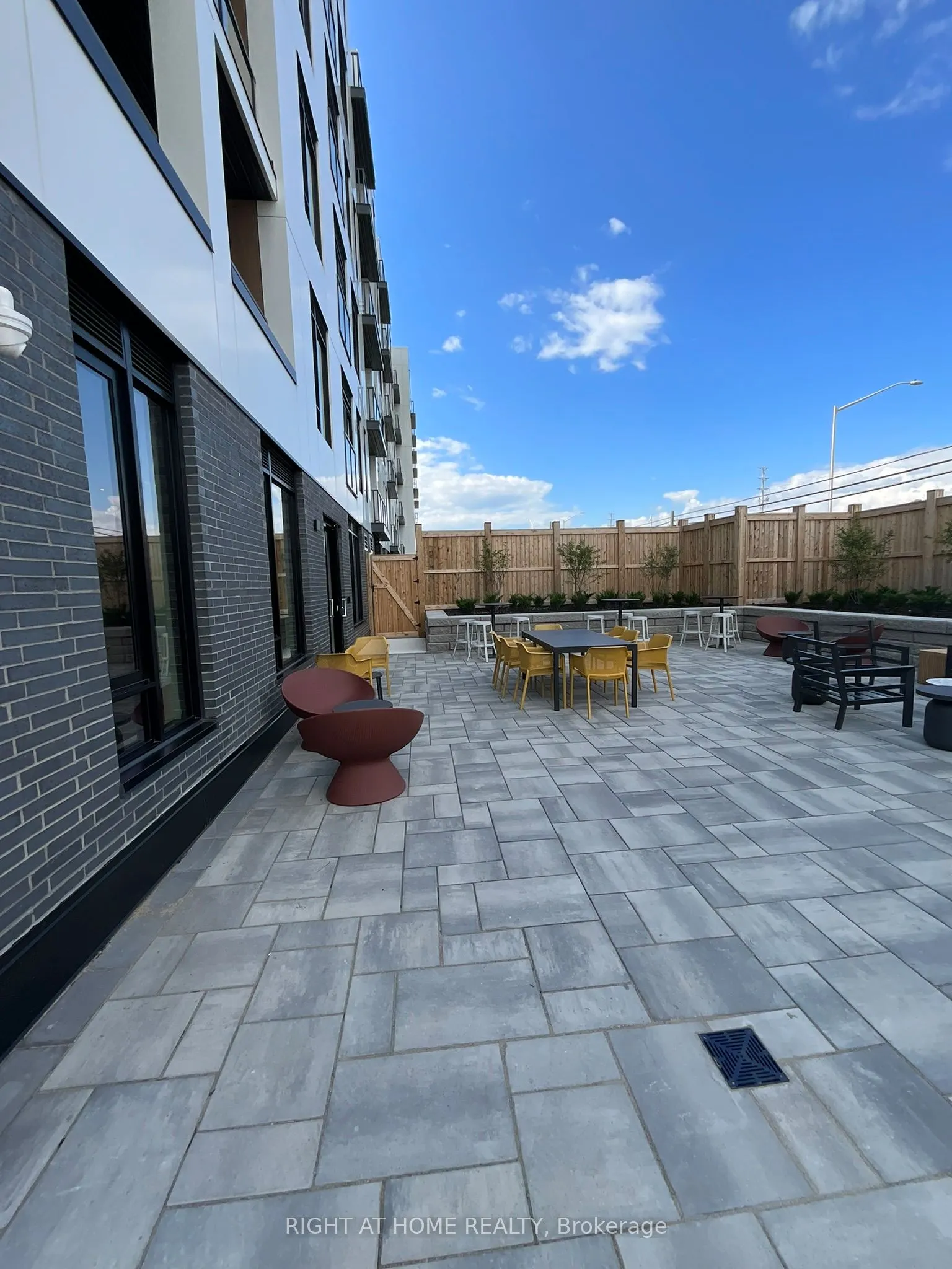 1440 Clarriage Court, #517