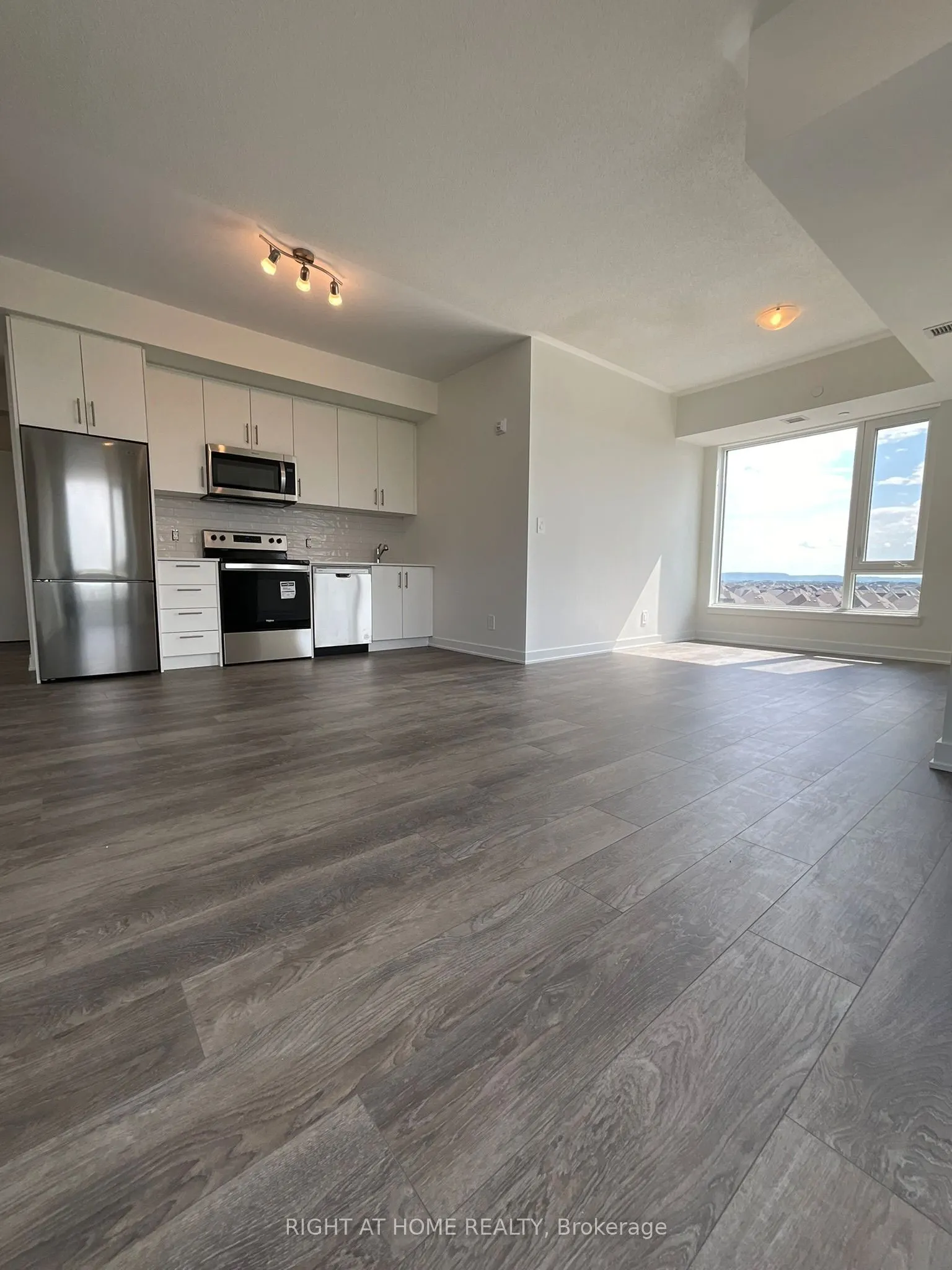1440 Clarriage Court, #517