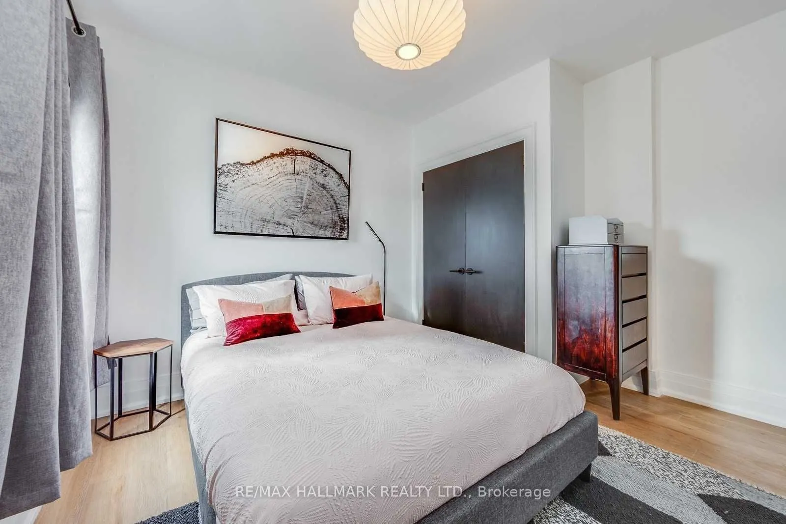 1340 King Street W, #302