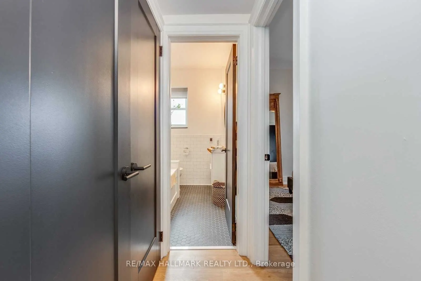1340 King Street W, #302