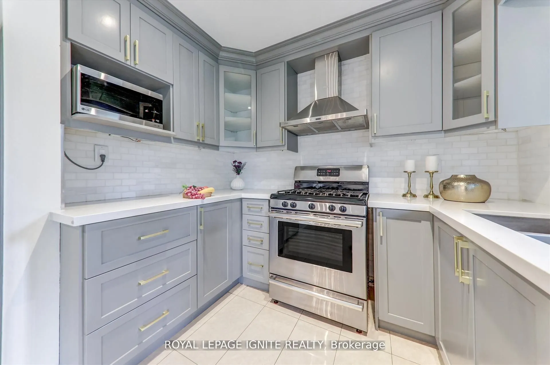 7226 Torrisdale Lane