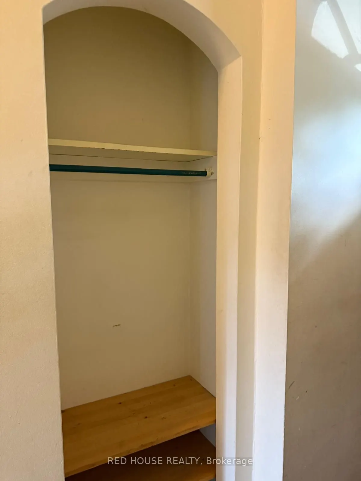 22 Birchlea Avenue