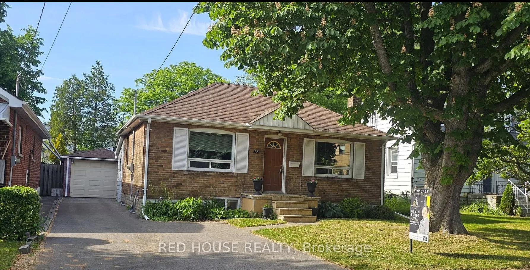 22 Birchlea Avenue