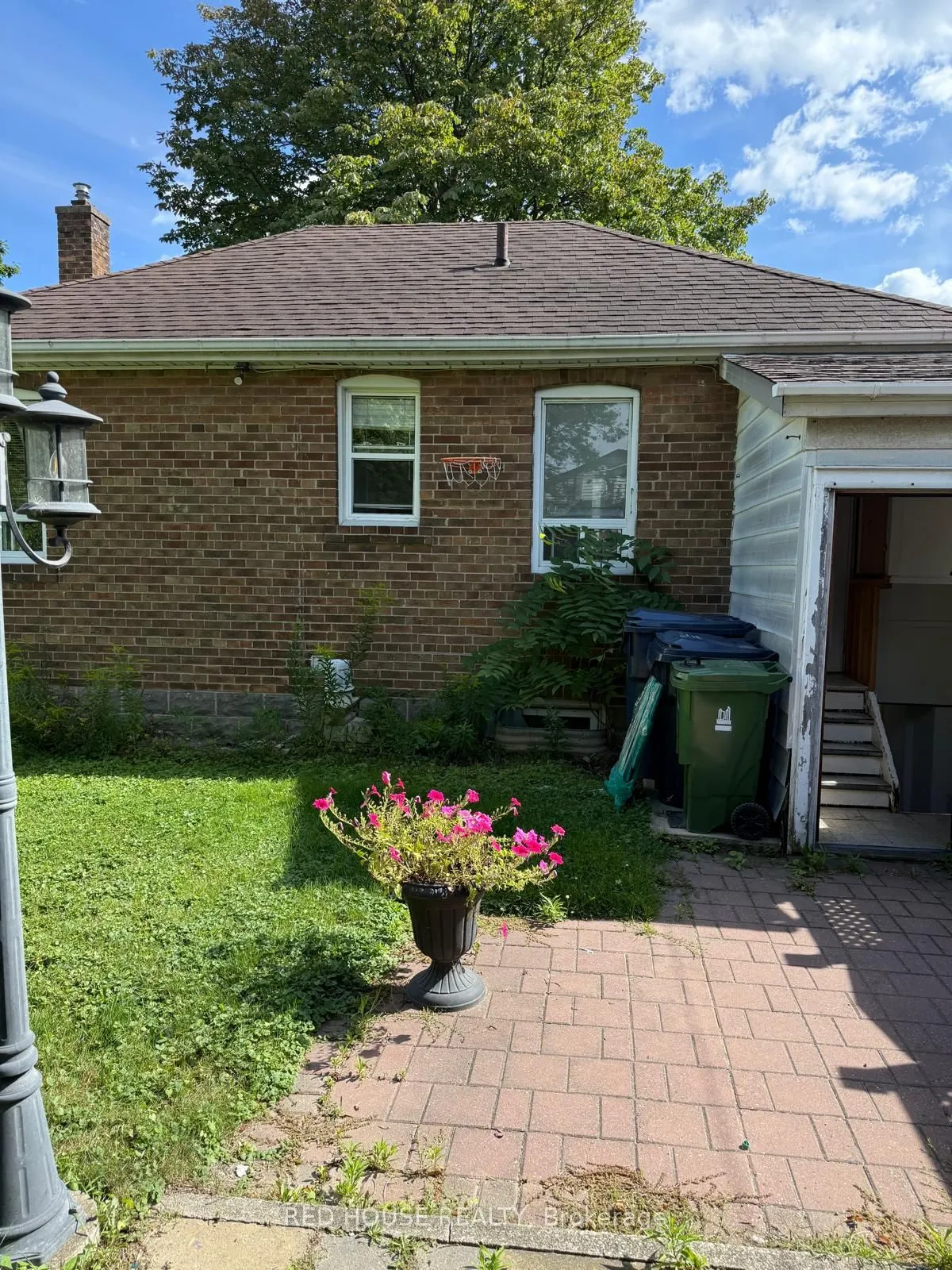 22 Birchlea Avenue