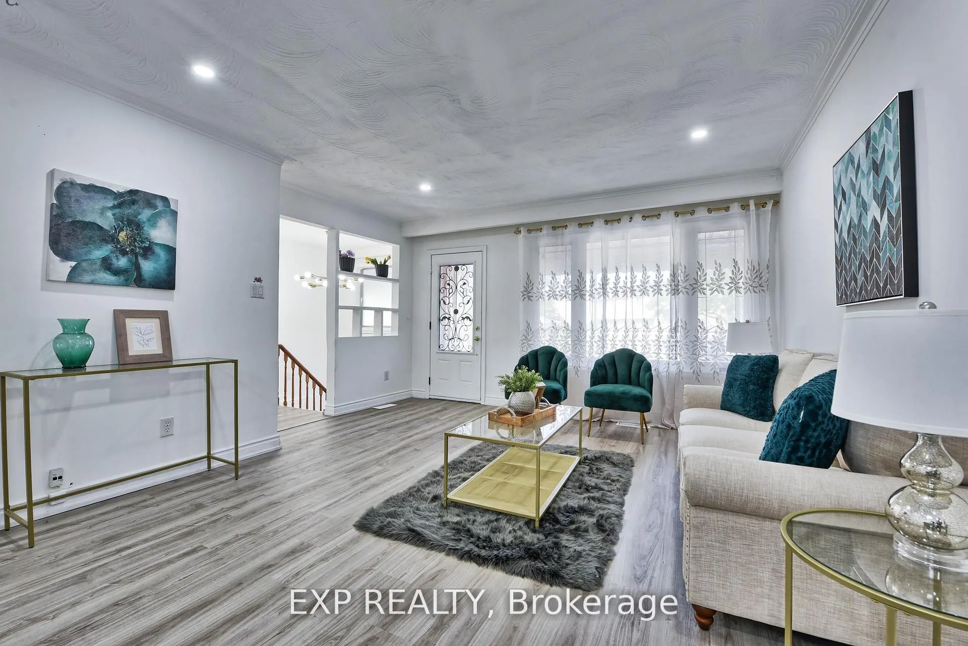 7292 Redfox Road