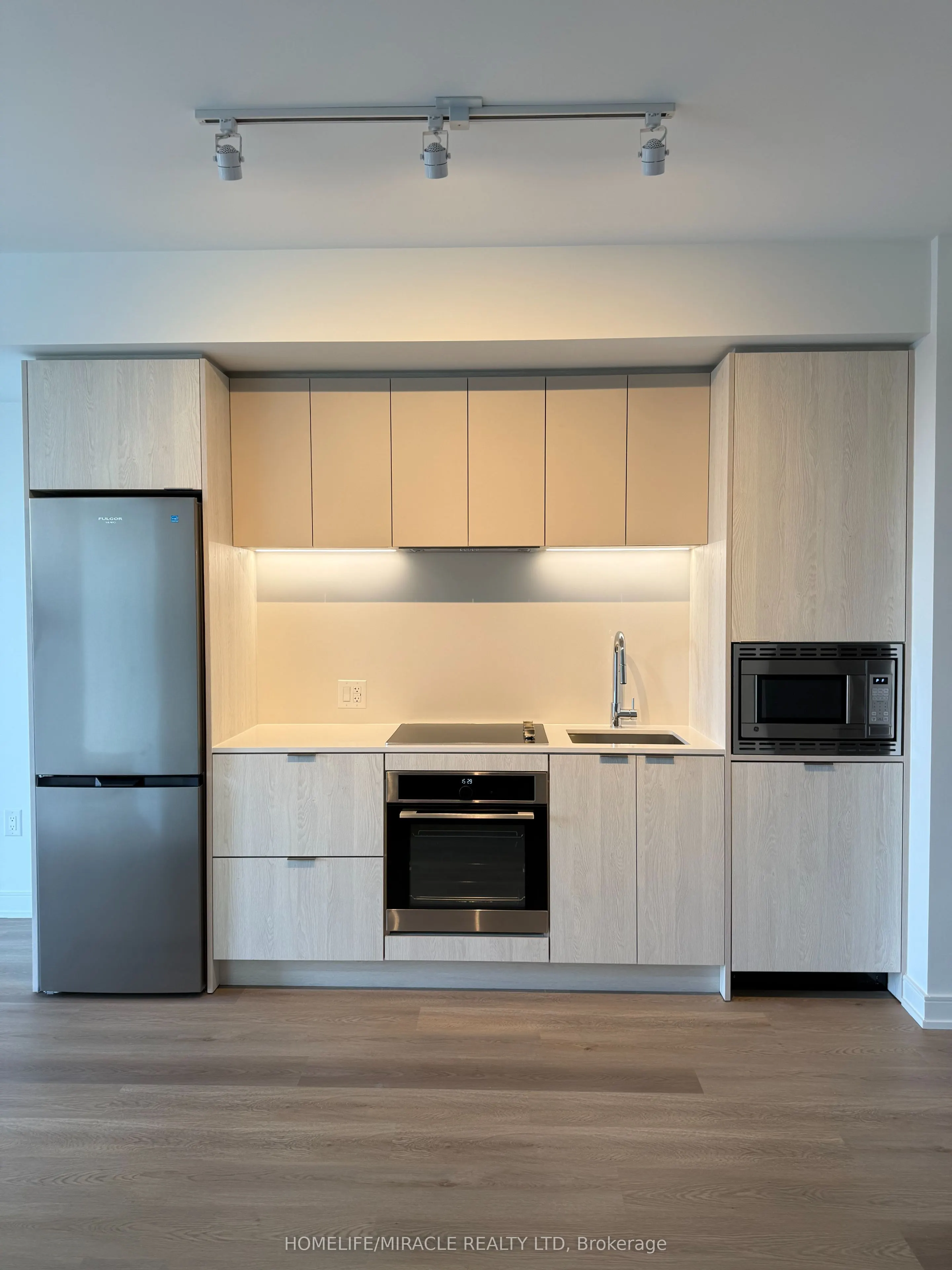 3009 Nover Road, #1120