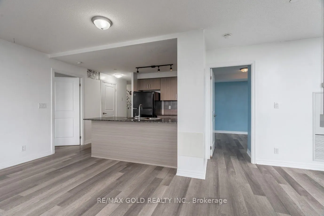 80 Esther Lorrie Drive, #1105