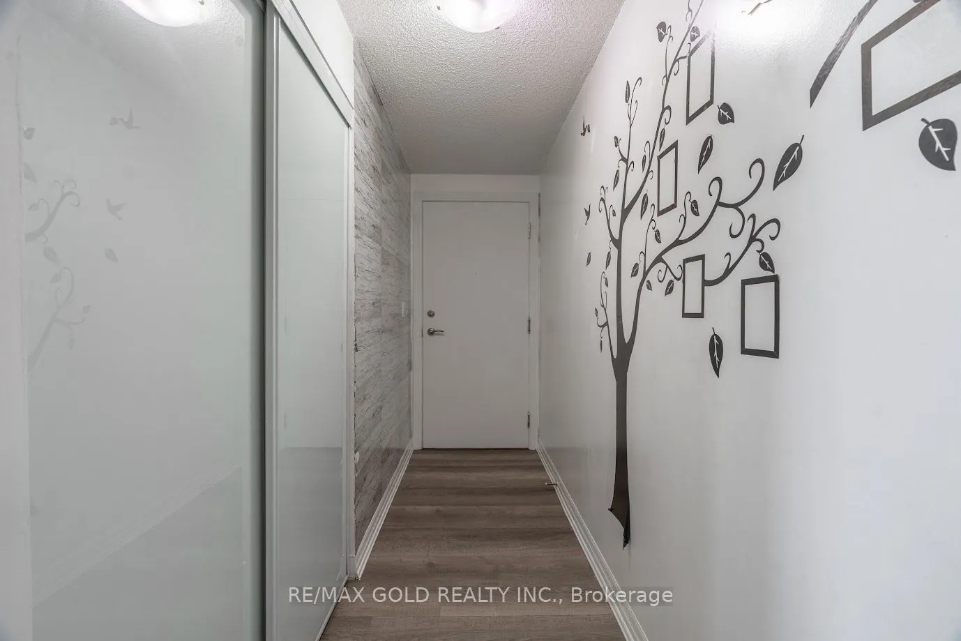 80 Esther Lorrie Drive, #1105