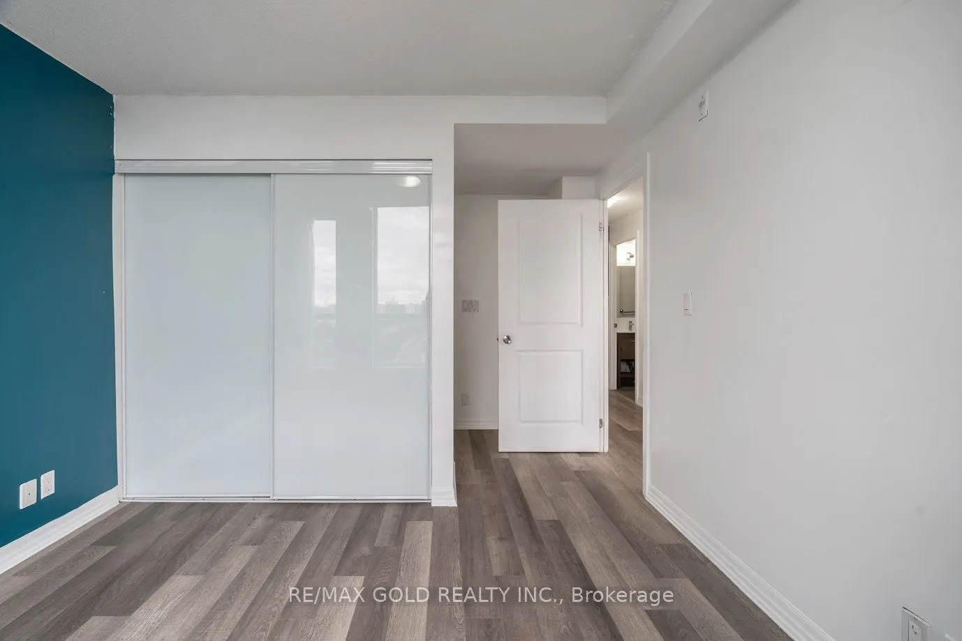 80 Esther Lorrie Drive, #1105