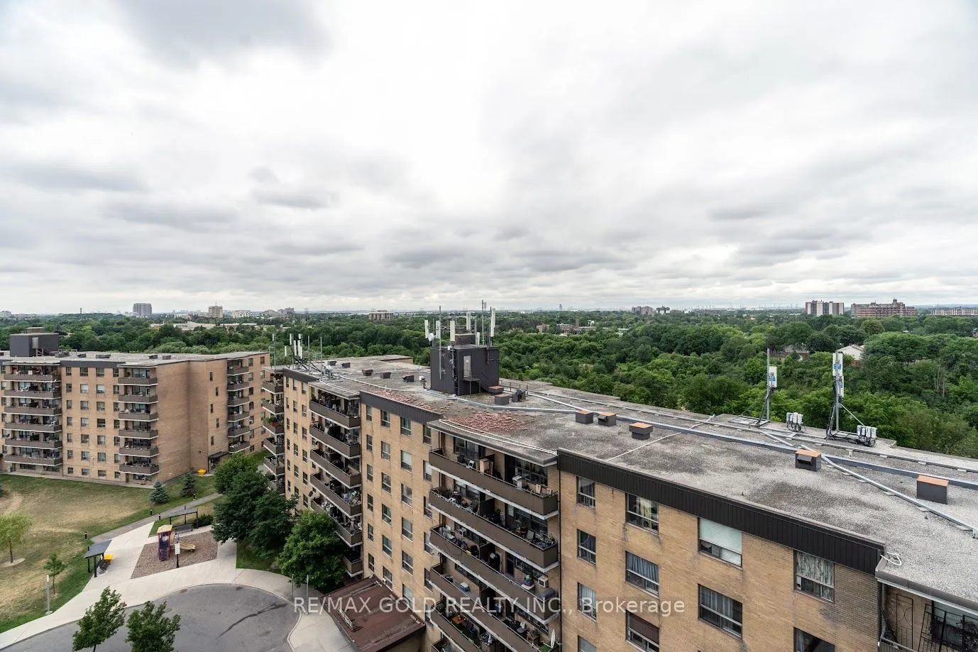 80 Esther Lorrie Drive, #1105