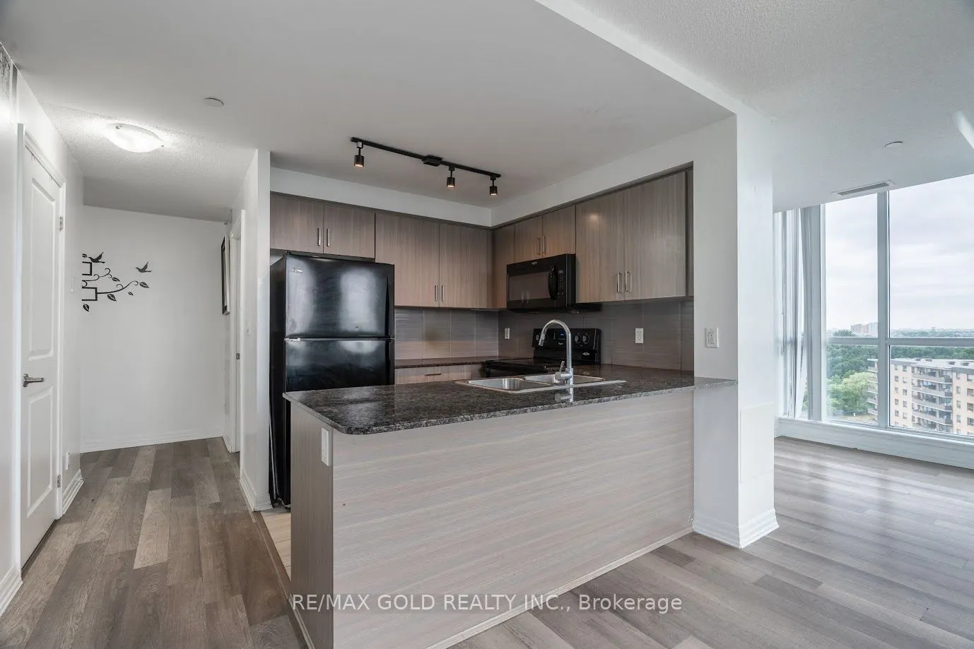 80 Esther Lorrie Drive, #1105