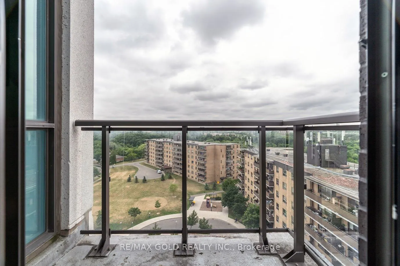 80 Esther Lorrie Drive, #1105