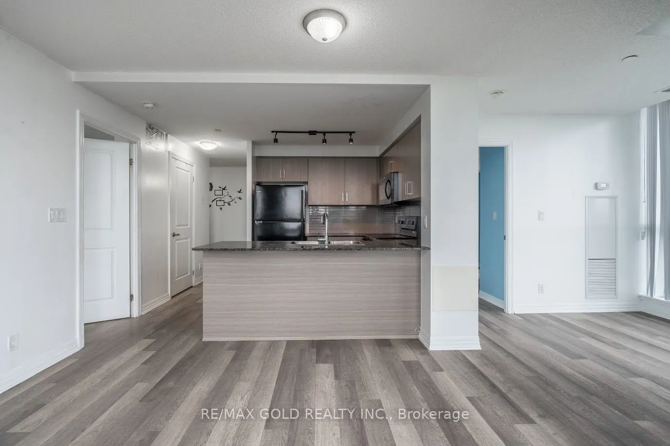 80 Esther Lorrie Drive, #1105