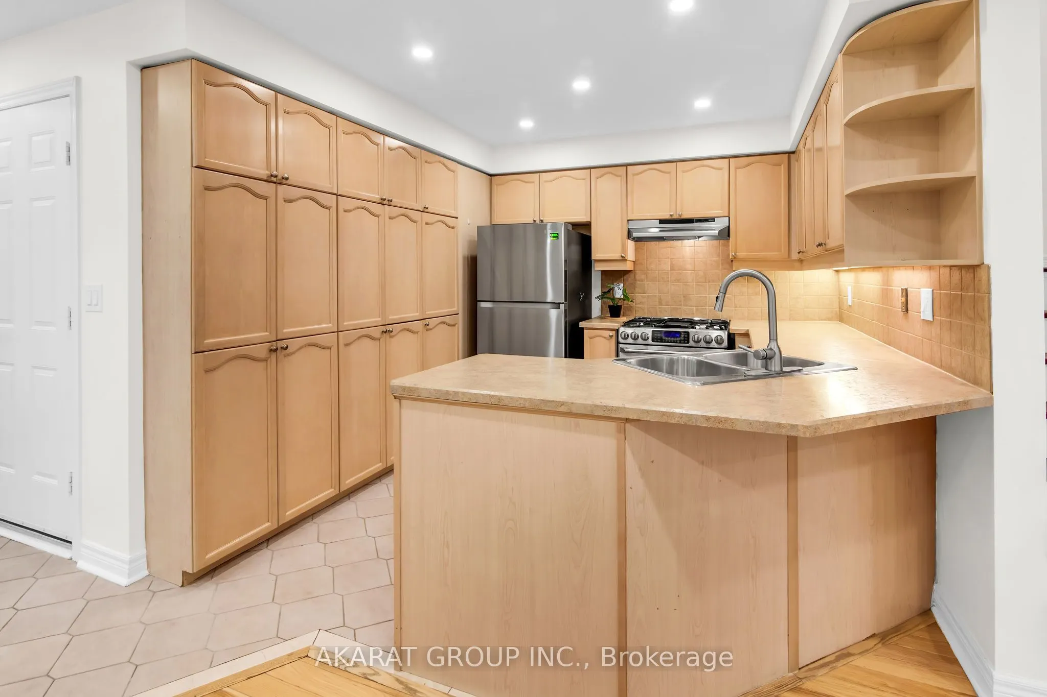 2250 Rockingham Drive, #43