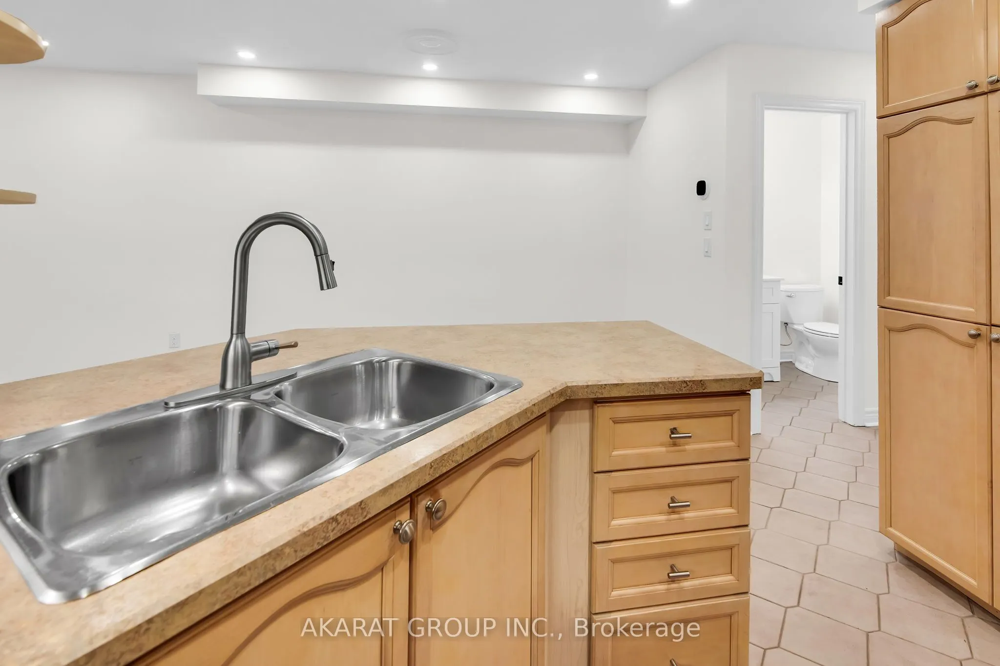 2250 Rockingham Drive, #43