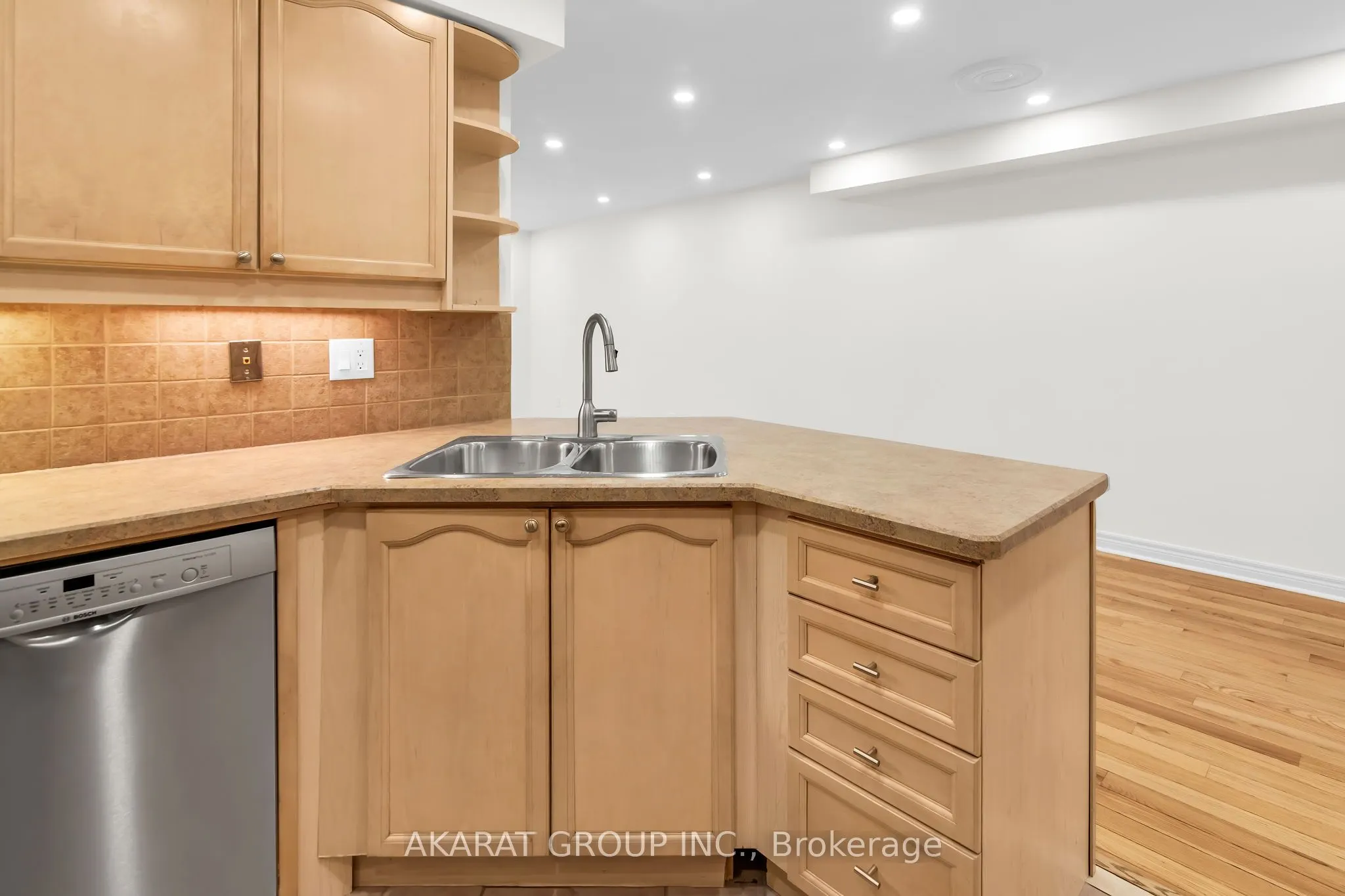 2250 Rockingham Drive, #43