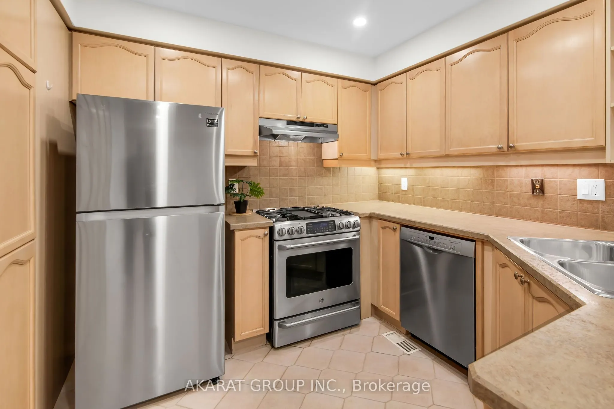2250 Rockingham Drive, #43