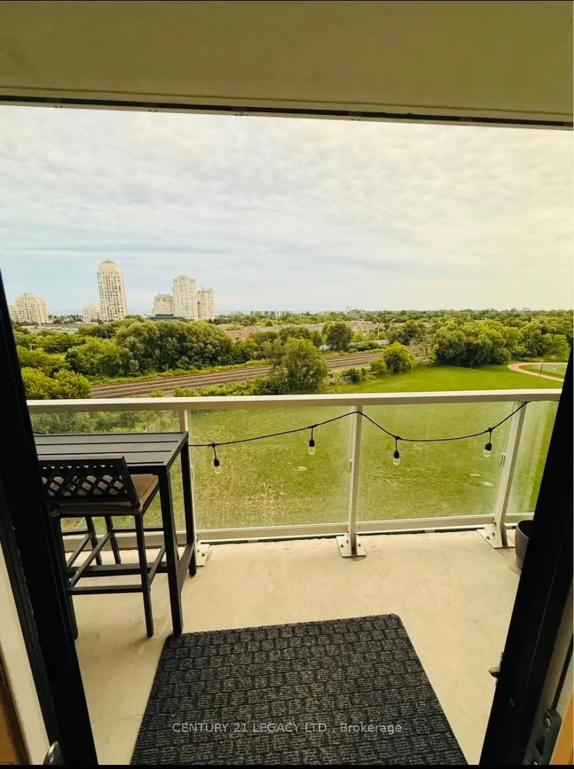 251 Manitoba Street, #705