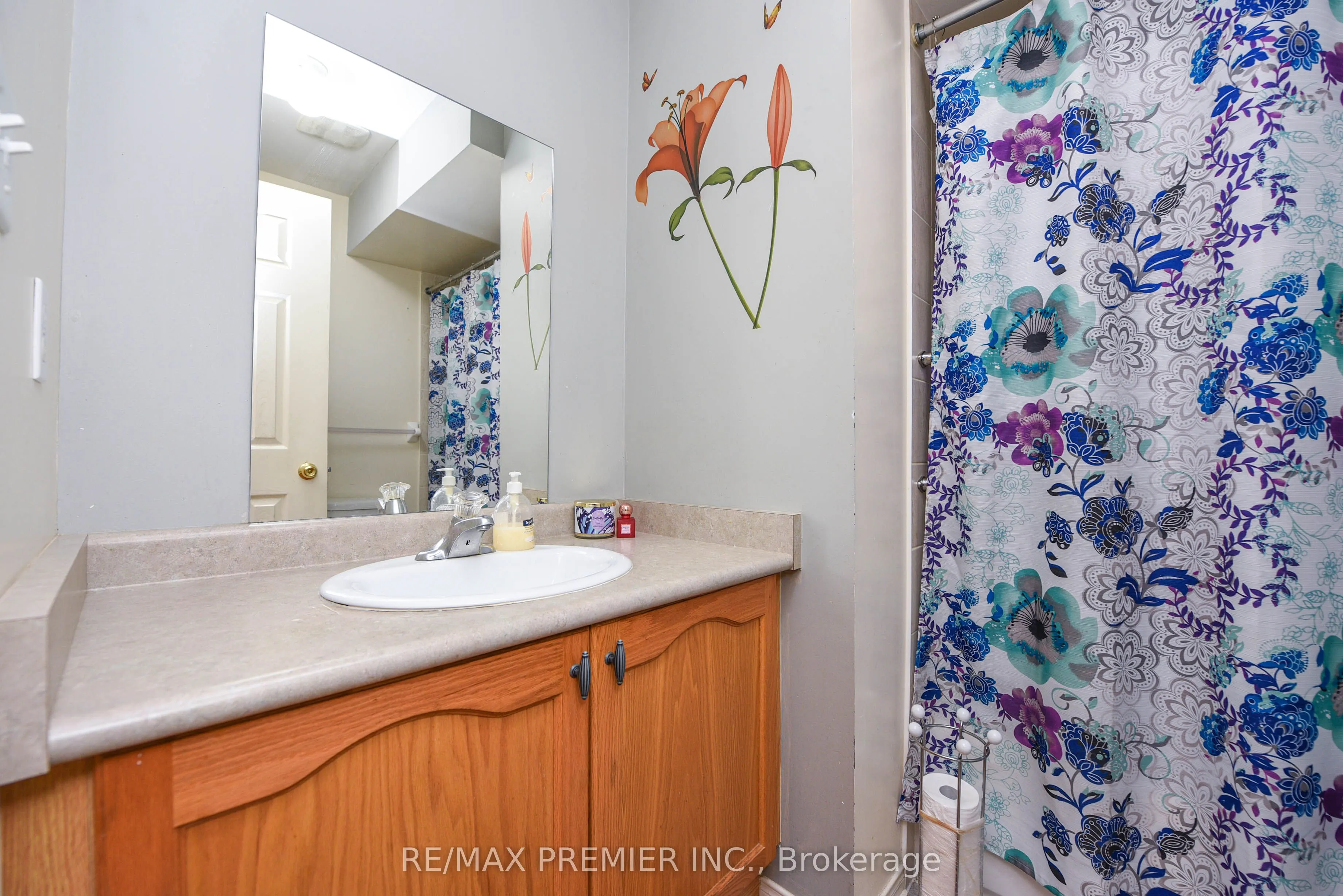 163 Torbarrie Road
