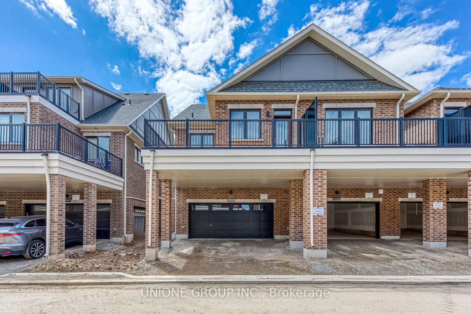 3253 Crystal Drive