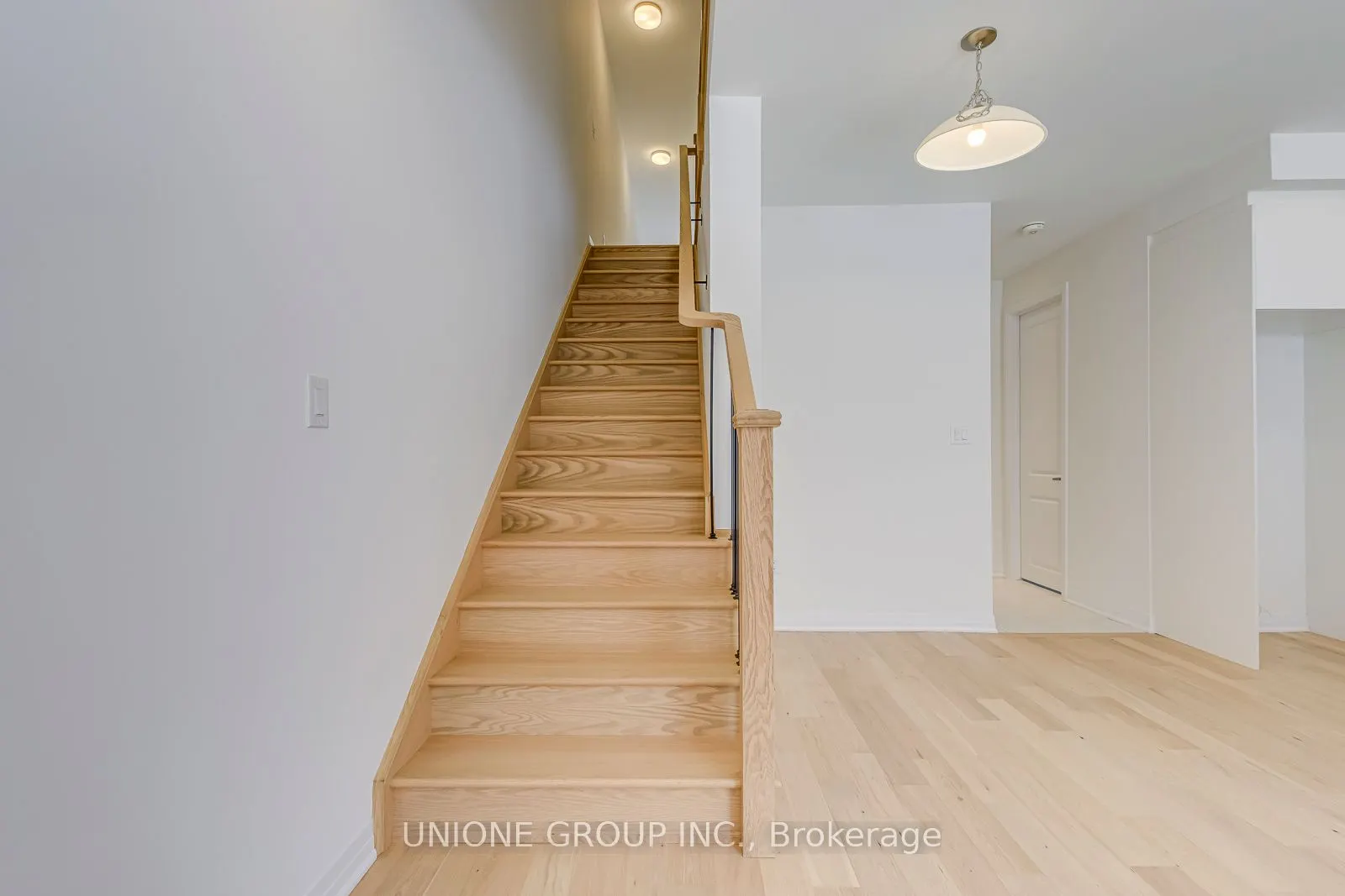 3253 Crystal Drive