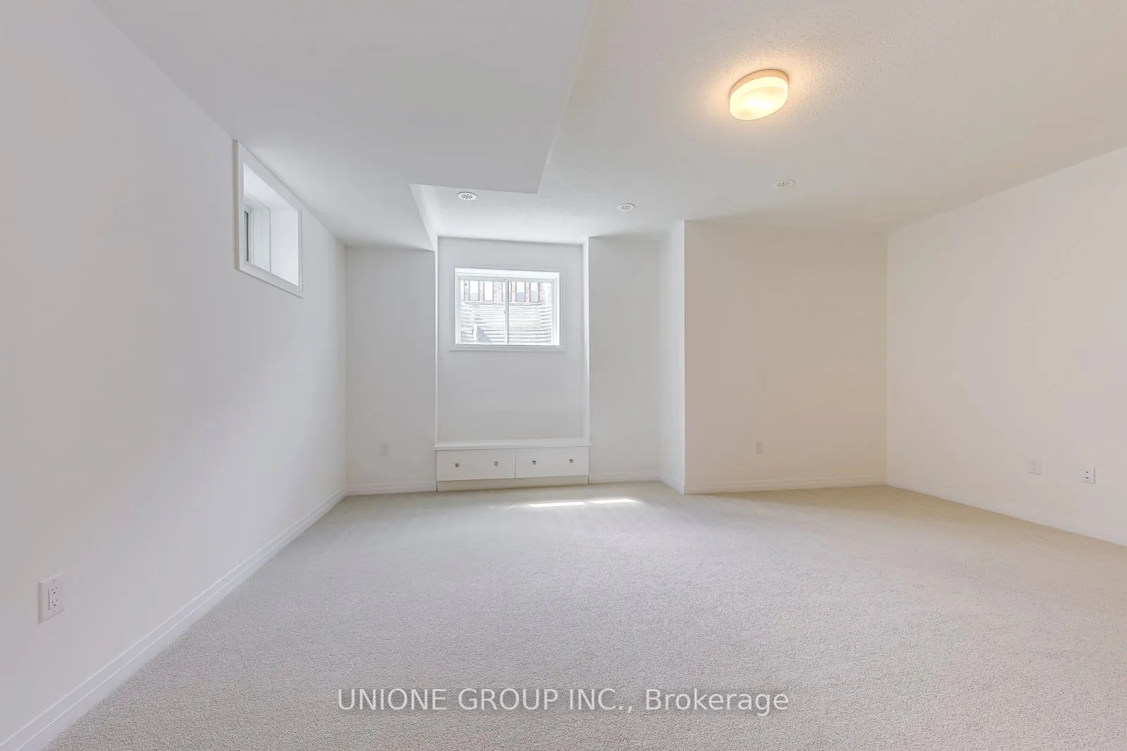 3253 Crystal Drive