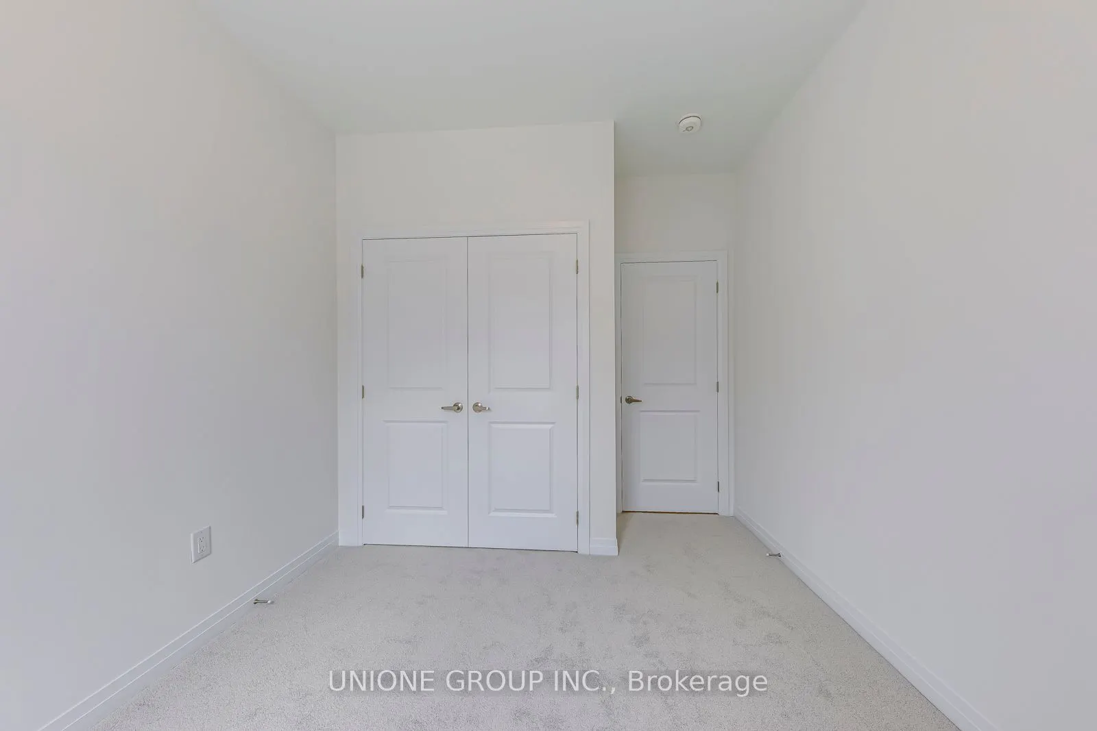 3253 Crystal Drive