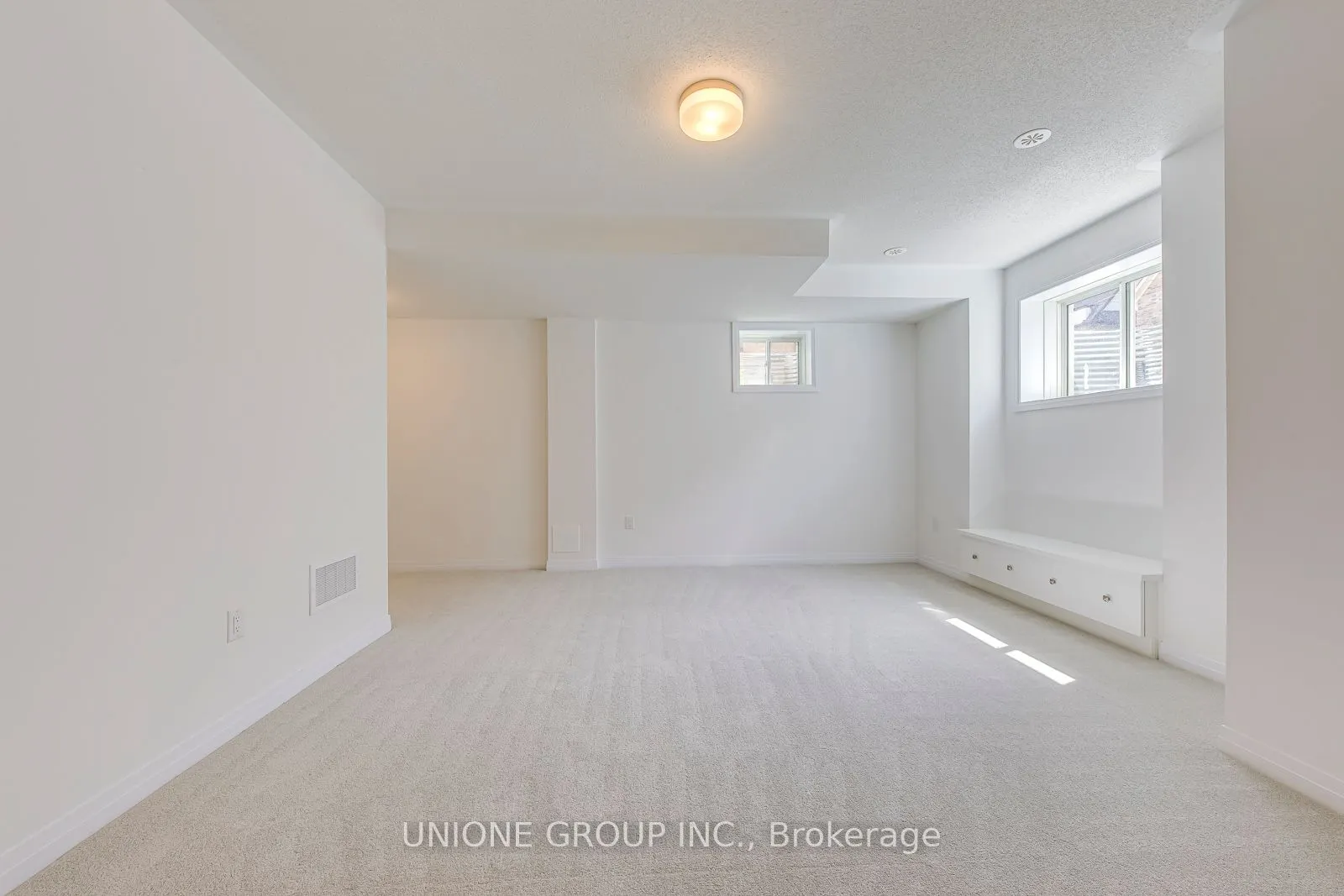 3253 Crystal Drive